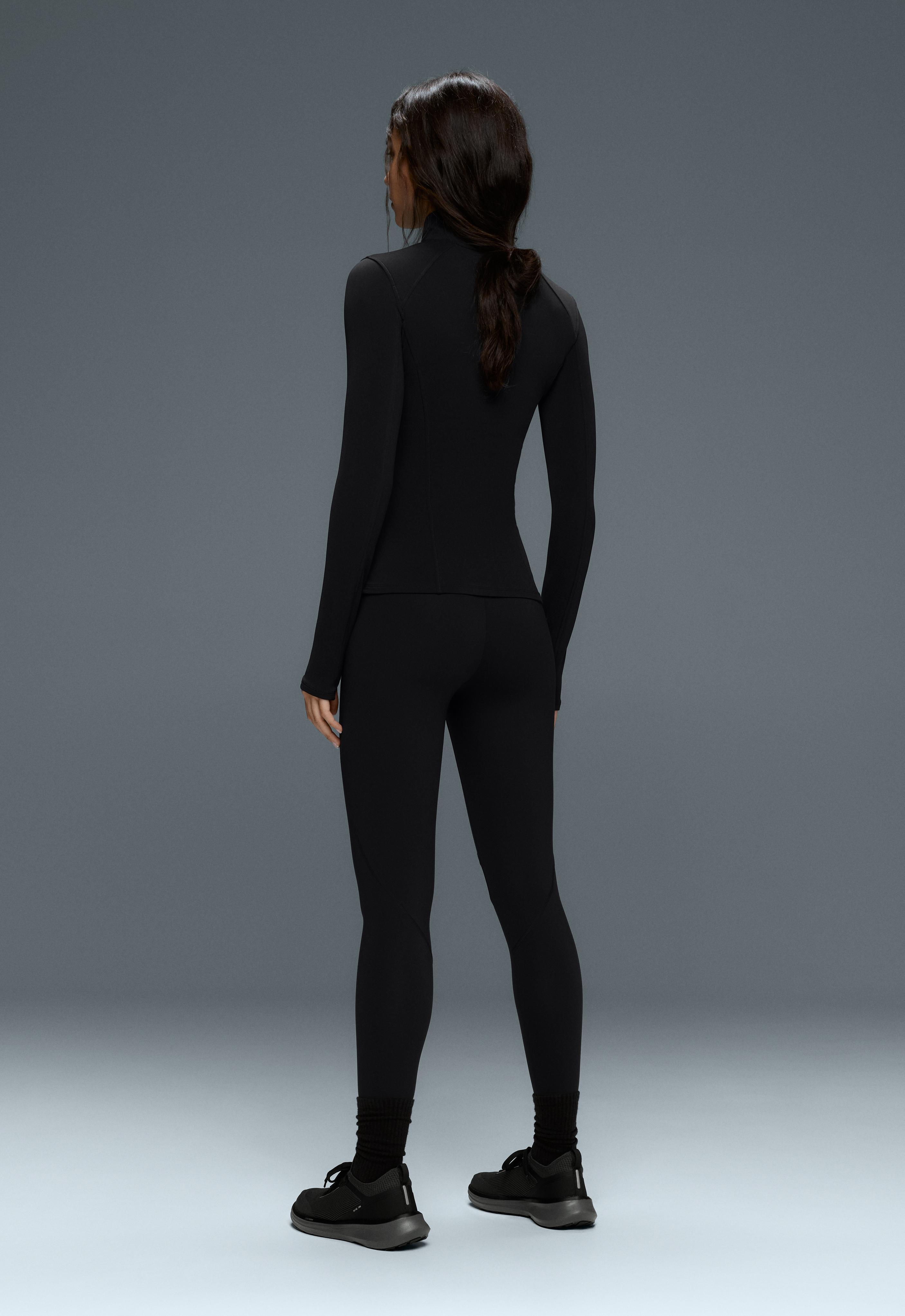 Long light warm technical jacket — BLACK