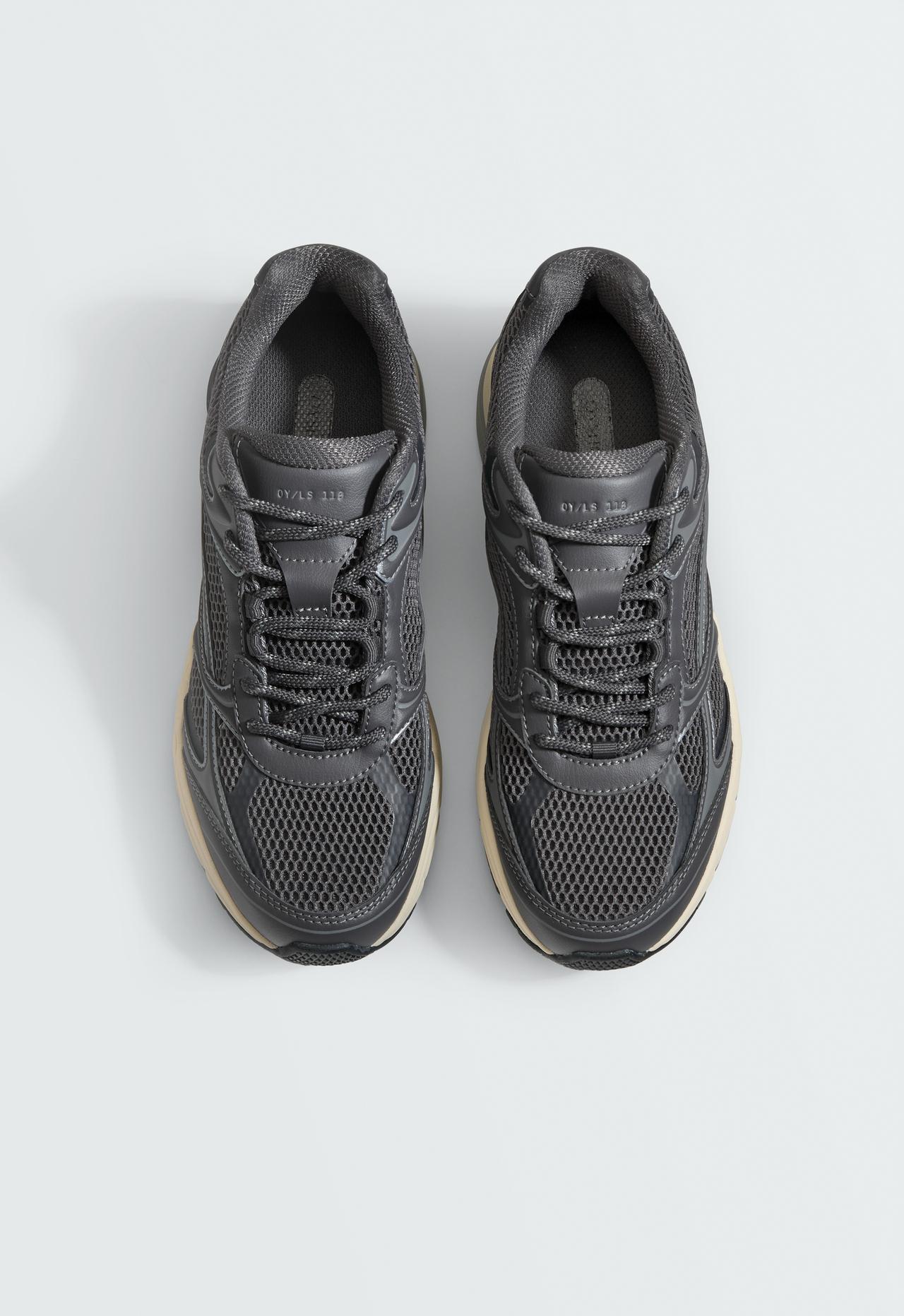 Multi-panel freetime trainers — DARK GREY