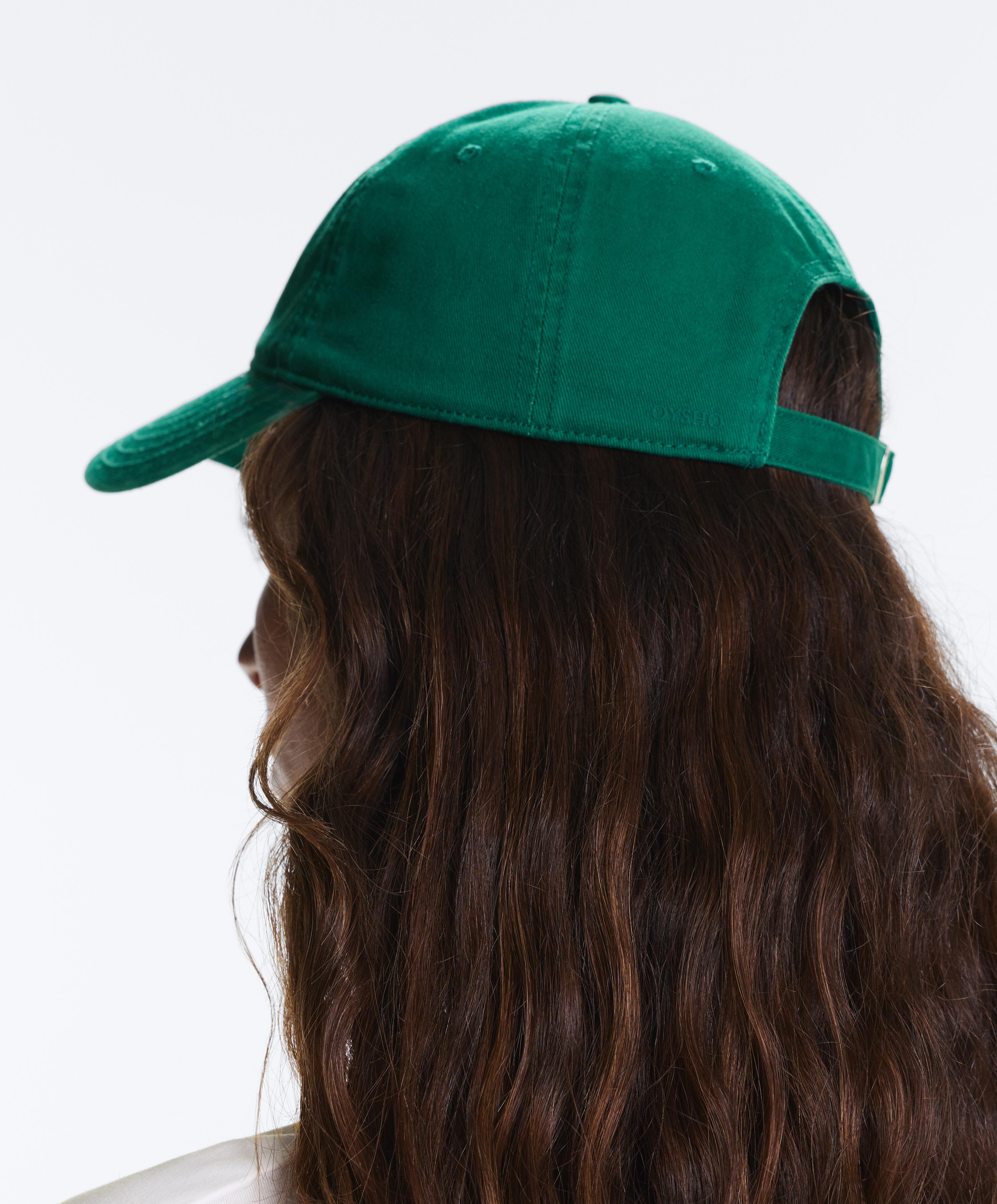 Washed-effect 100% cotton cap — GREEN