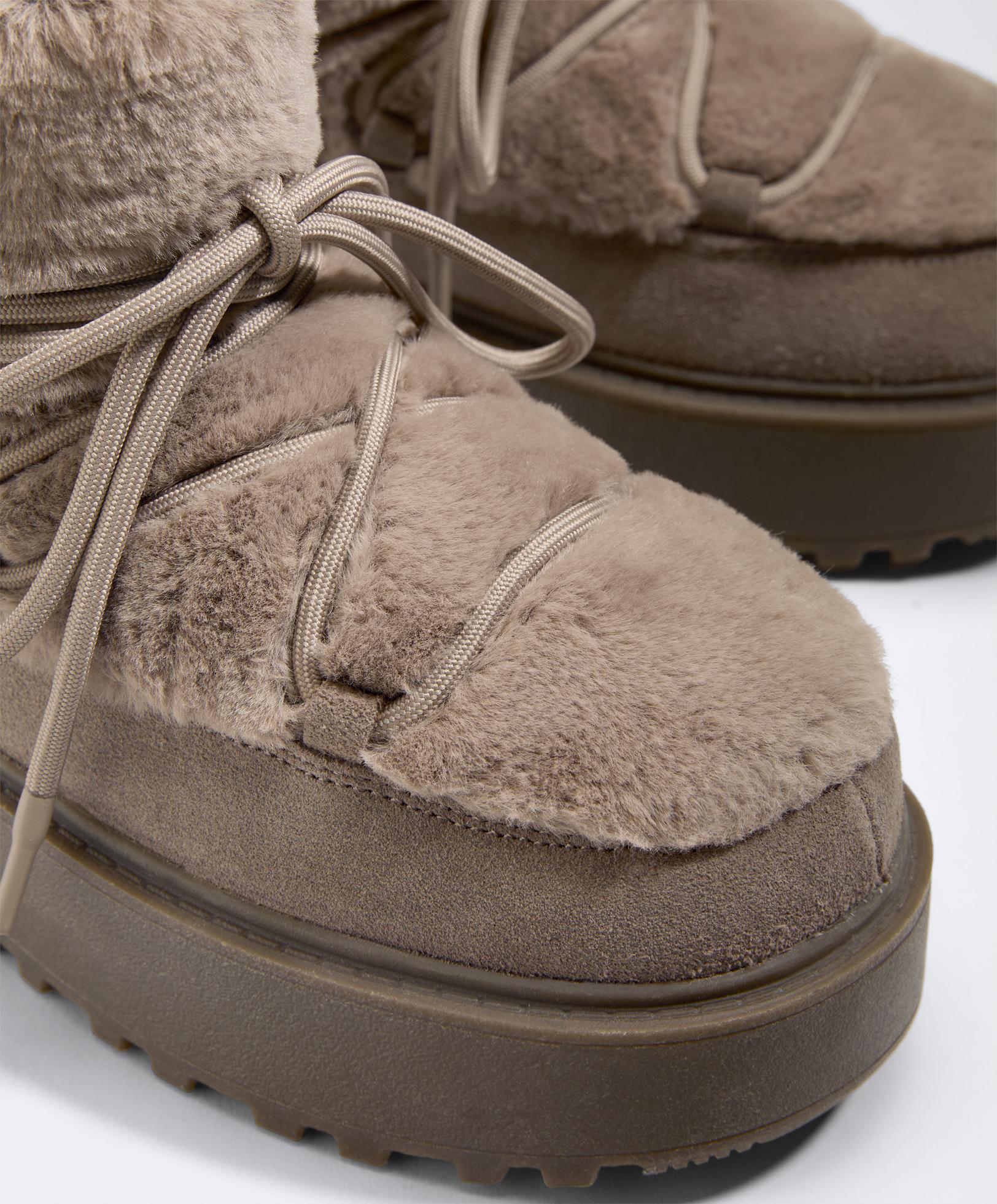 Faux-fur lace-up split-leather boots | OYSHO United States