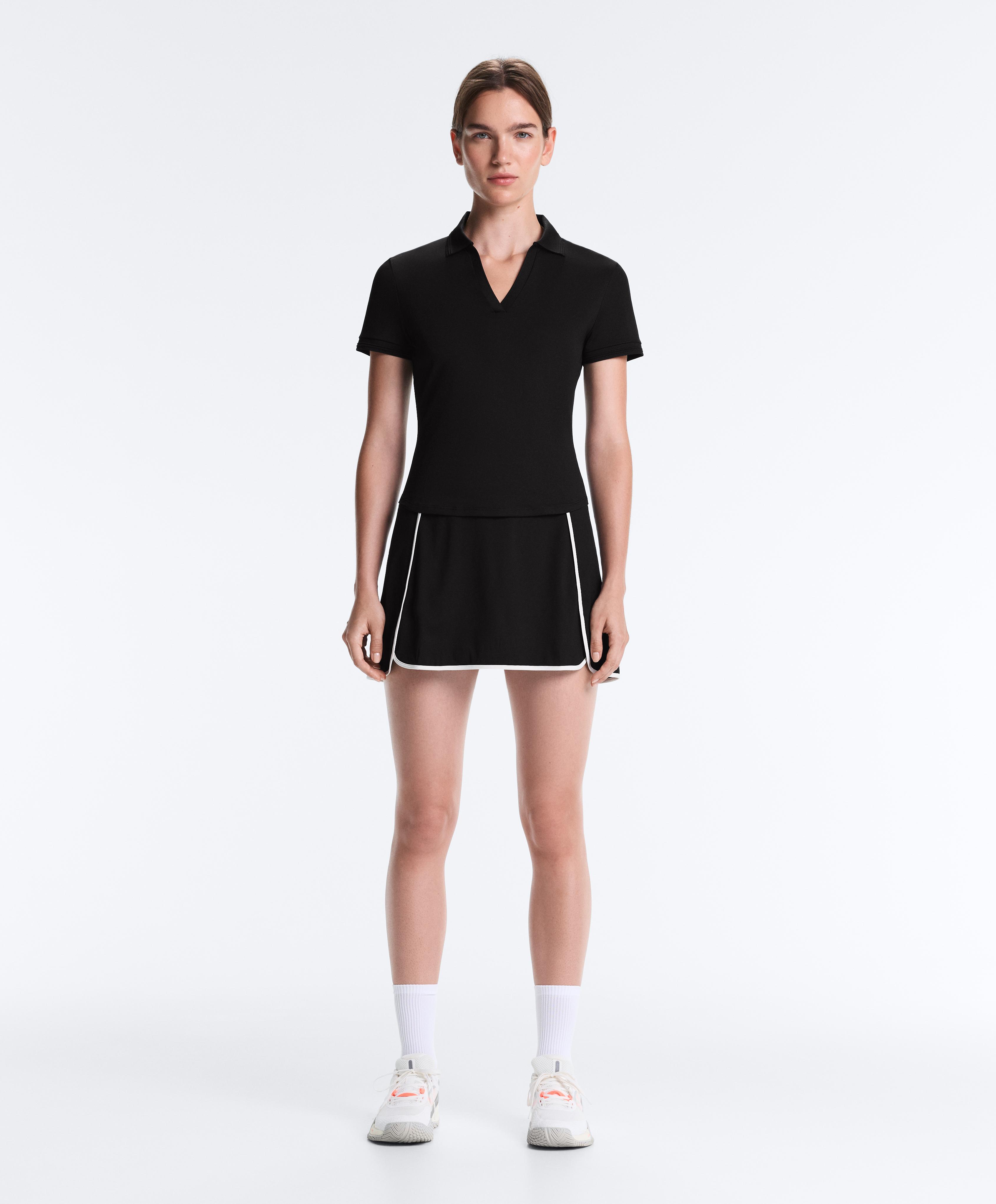 Comfortlux short skirt with contrast piping — BLACK