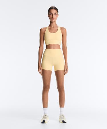 Hot pants high rise Comfortlux 10 cm — PALE YELLOW 3