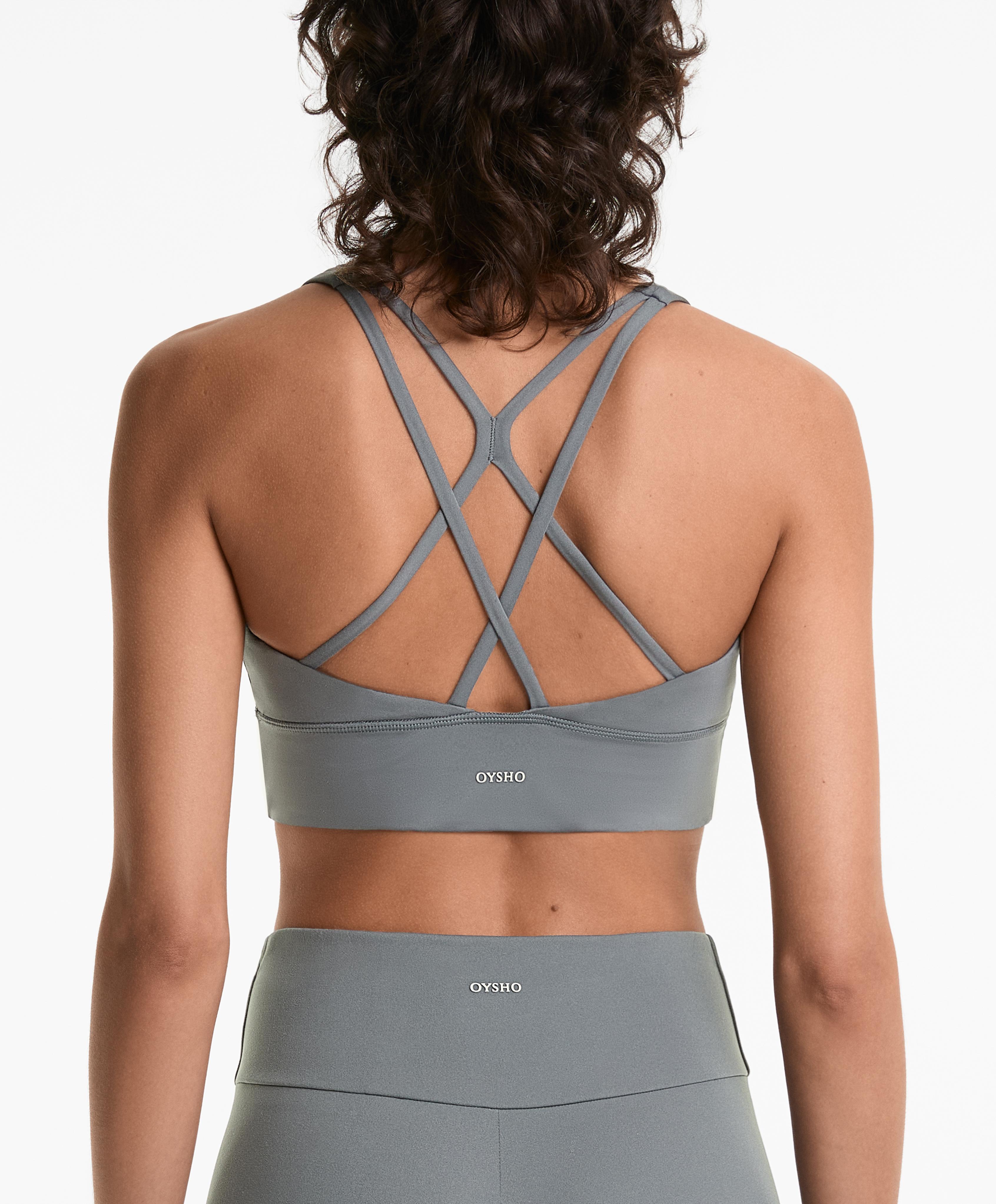 Medium-support Comfortlux sports bra with cups