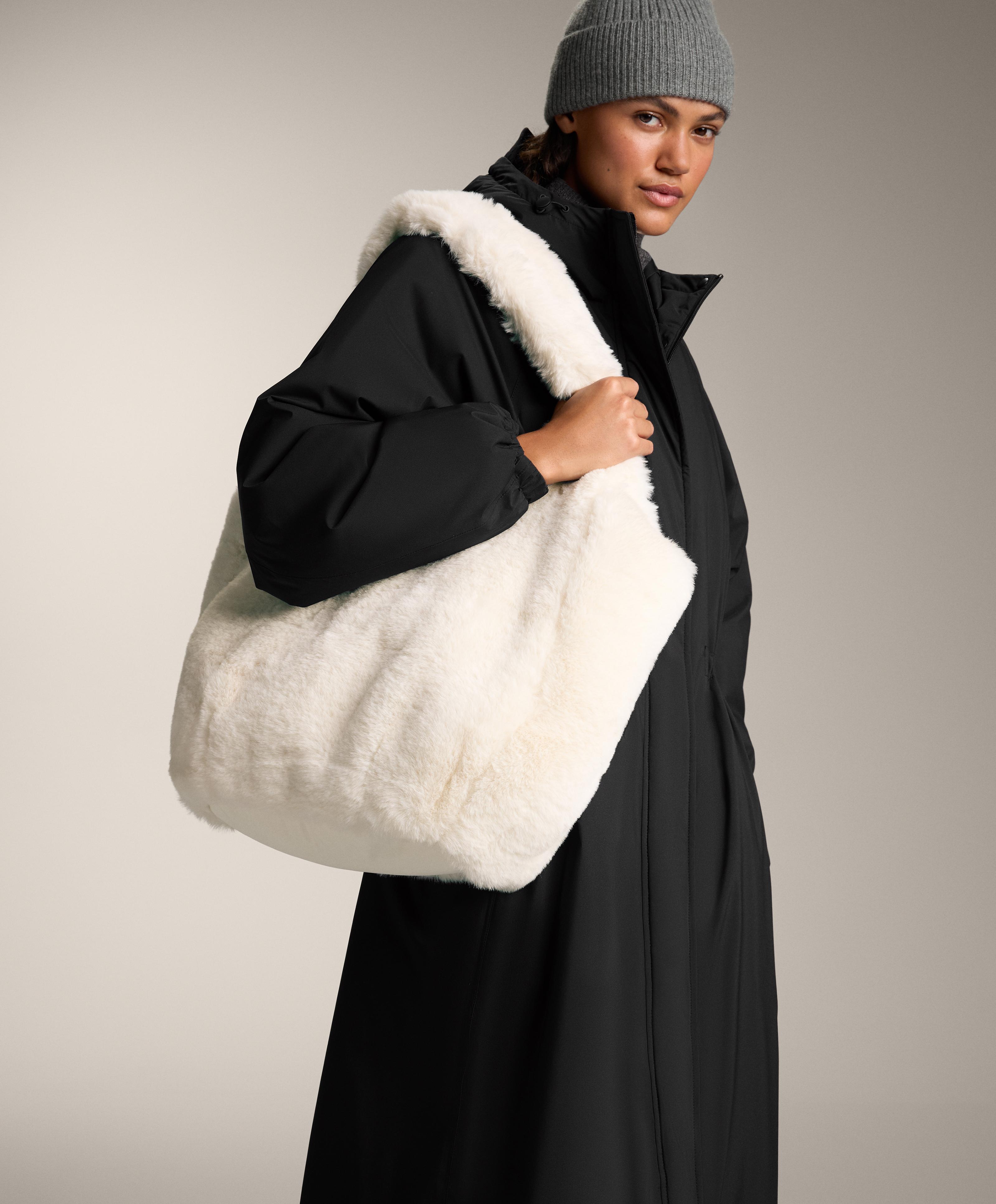 Faux fur shopper bag - Sale
