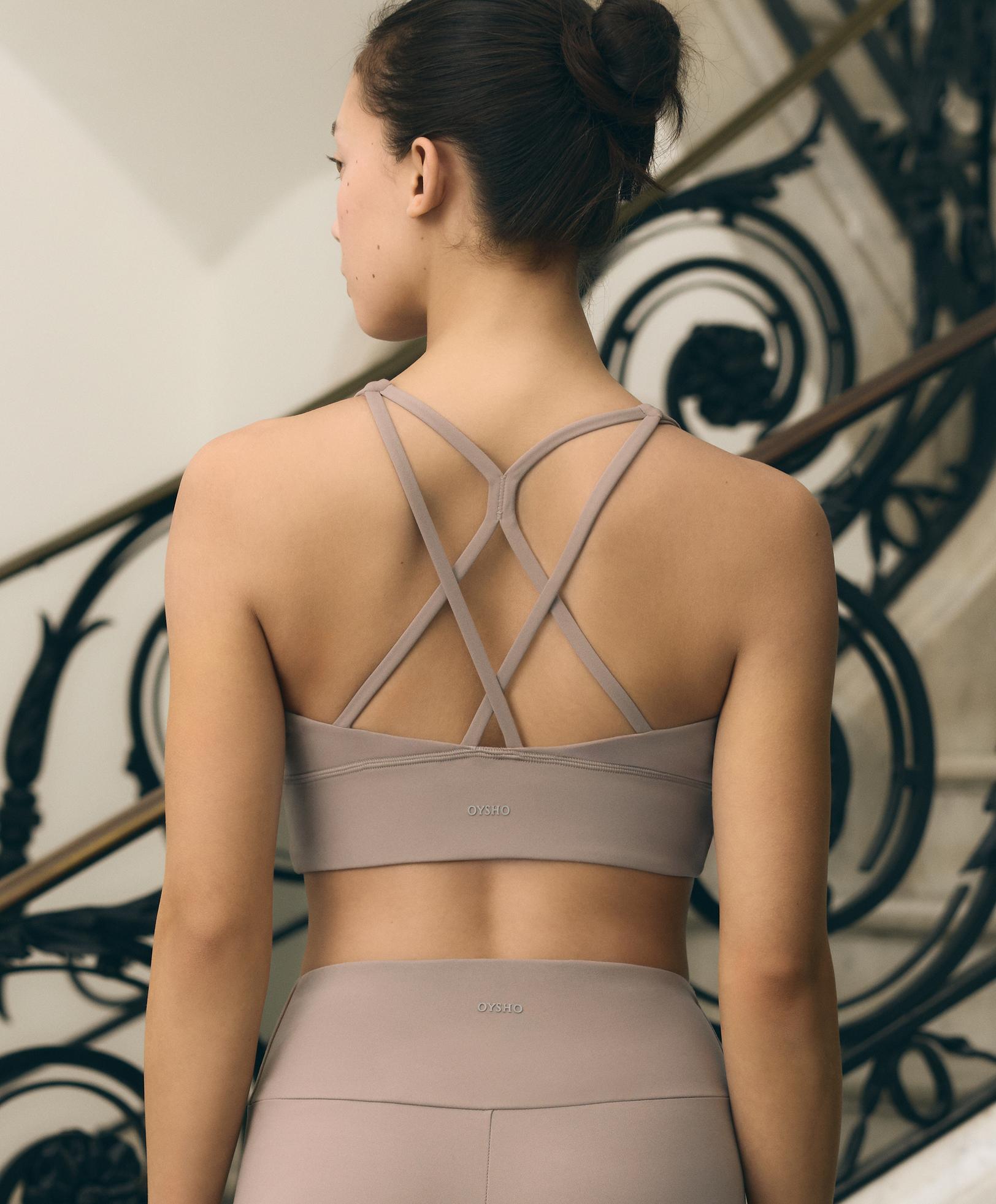 Medium-support Comfortlux sports bra with cups — PALE TAUPE