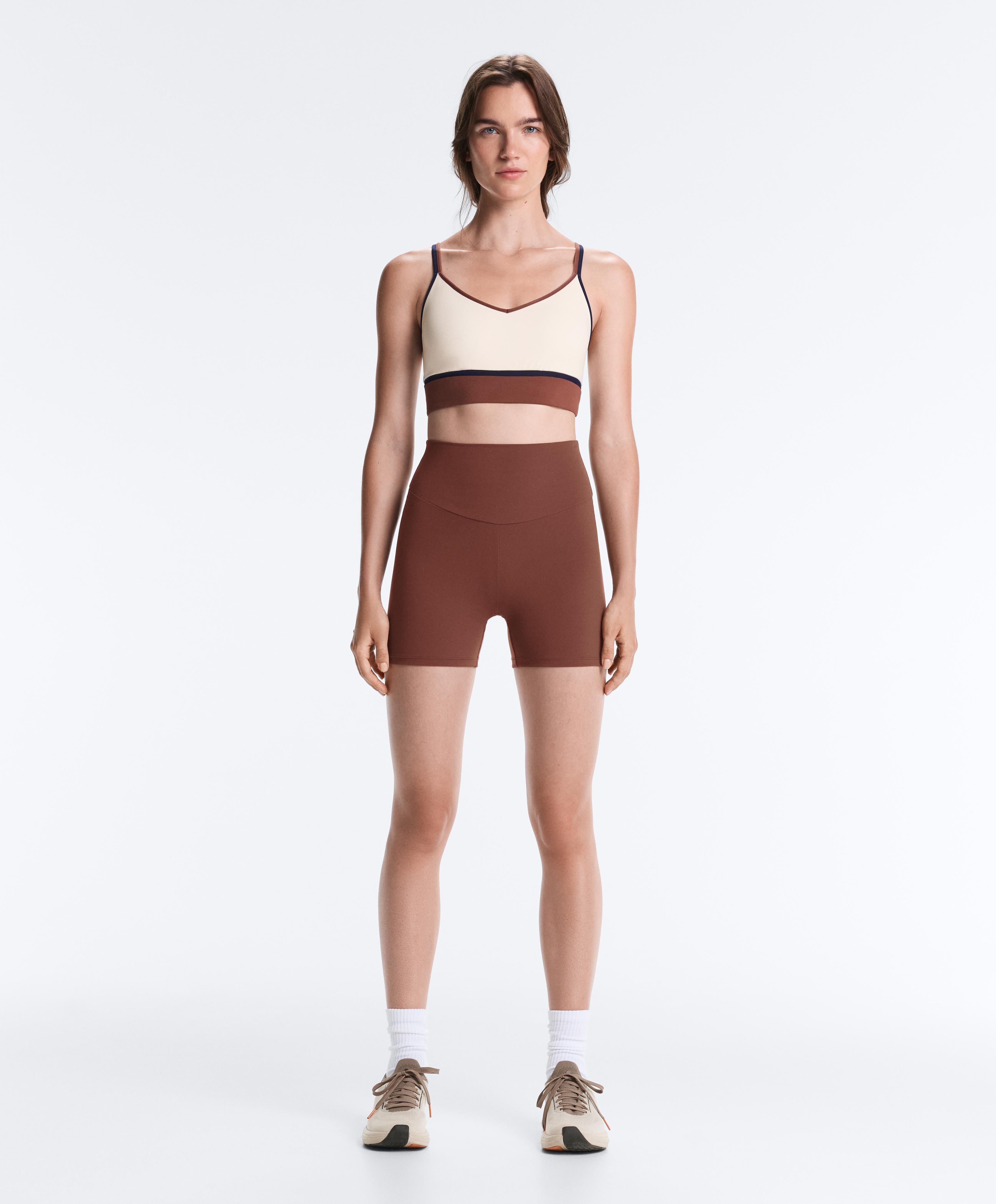 Contrast colour block medium-support Comfortlux sports bra — PALE ECRU