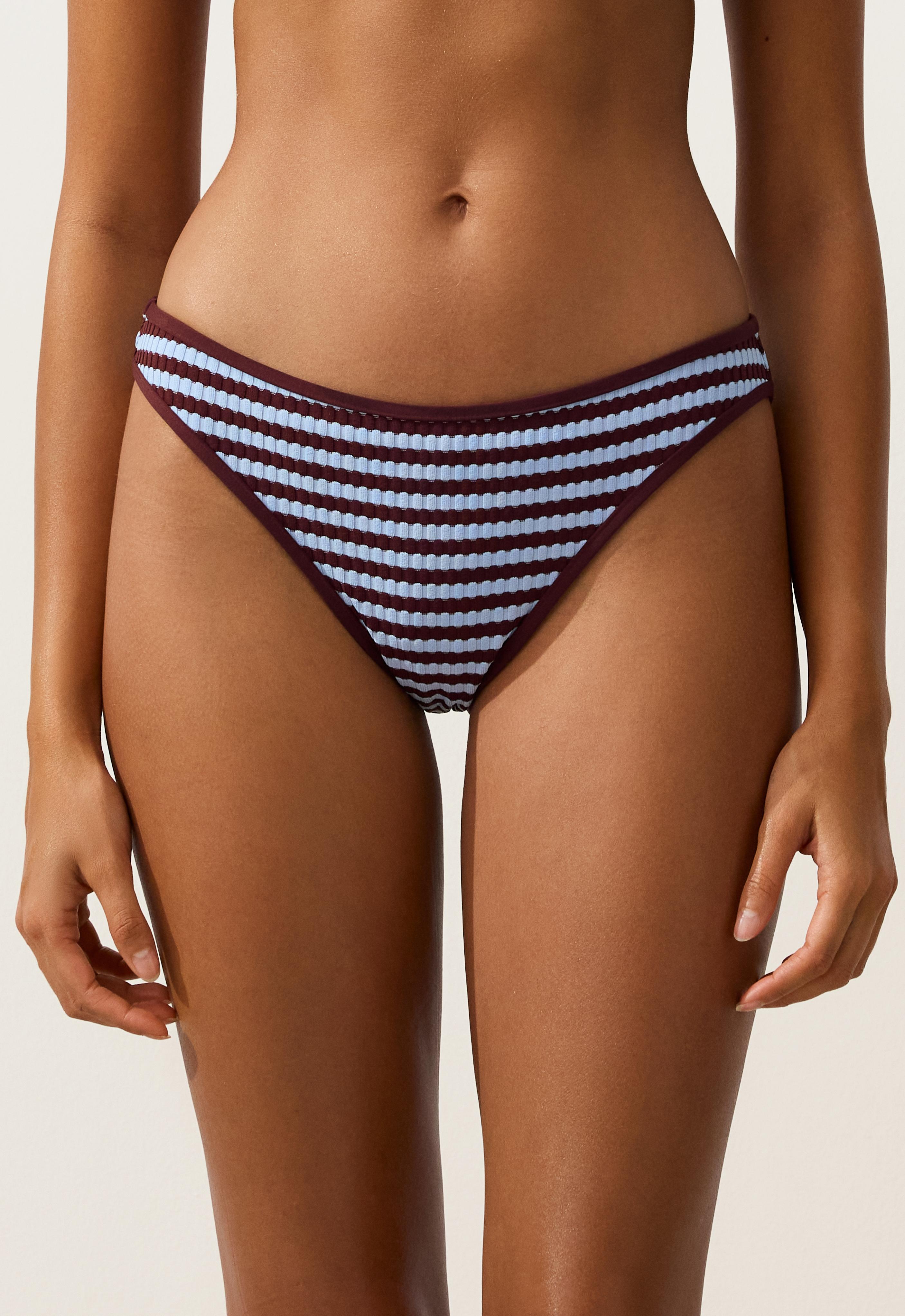 Textured stripe classic bikini briefs — CHERRY