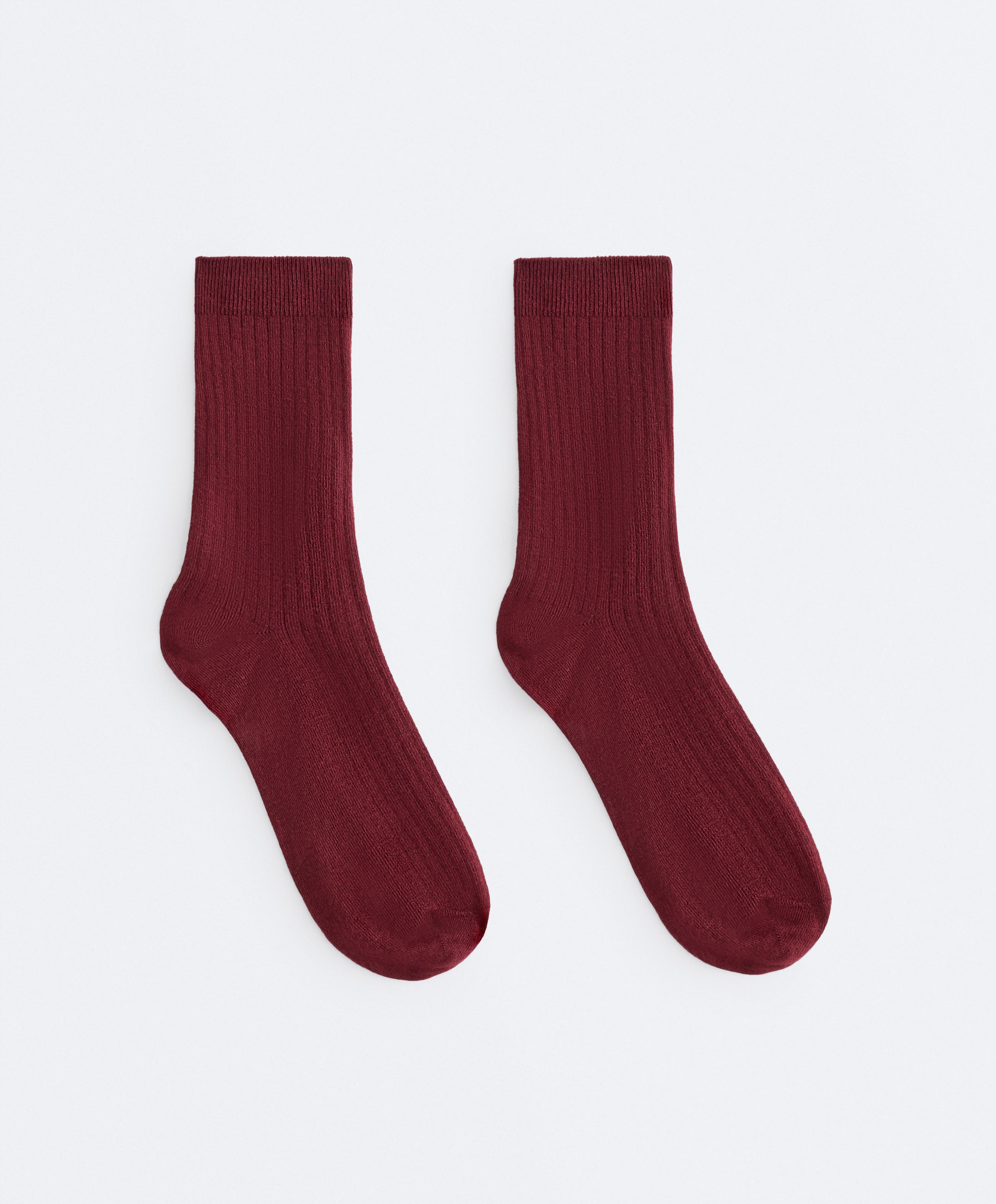 Klassieke sok van een modalmix en 13% kasjmier Klassieke sok van een modalmix en 13% kasjmier