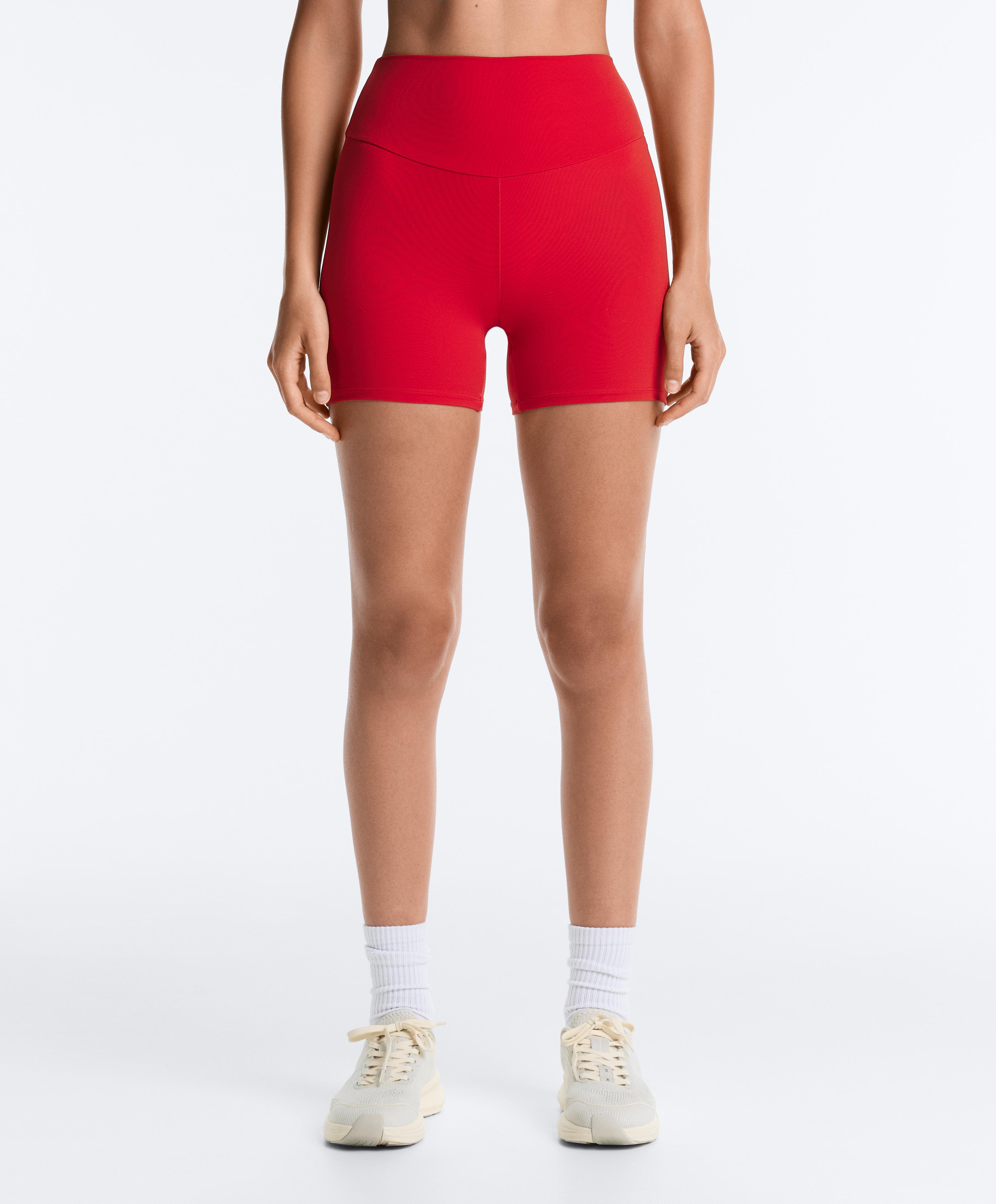 Comfortlux high-waisted 10cm hot pants — STRONG RED