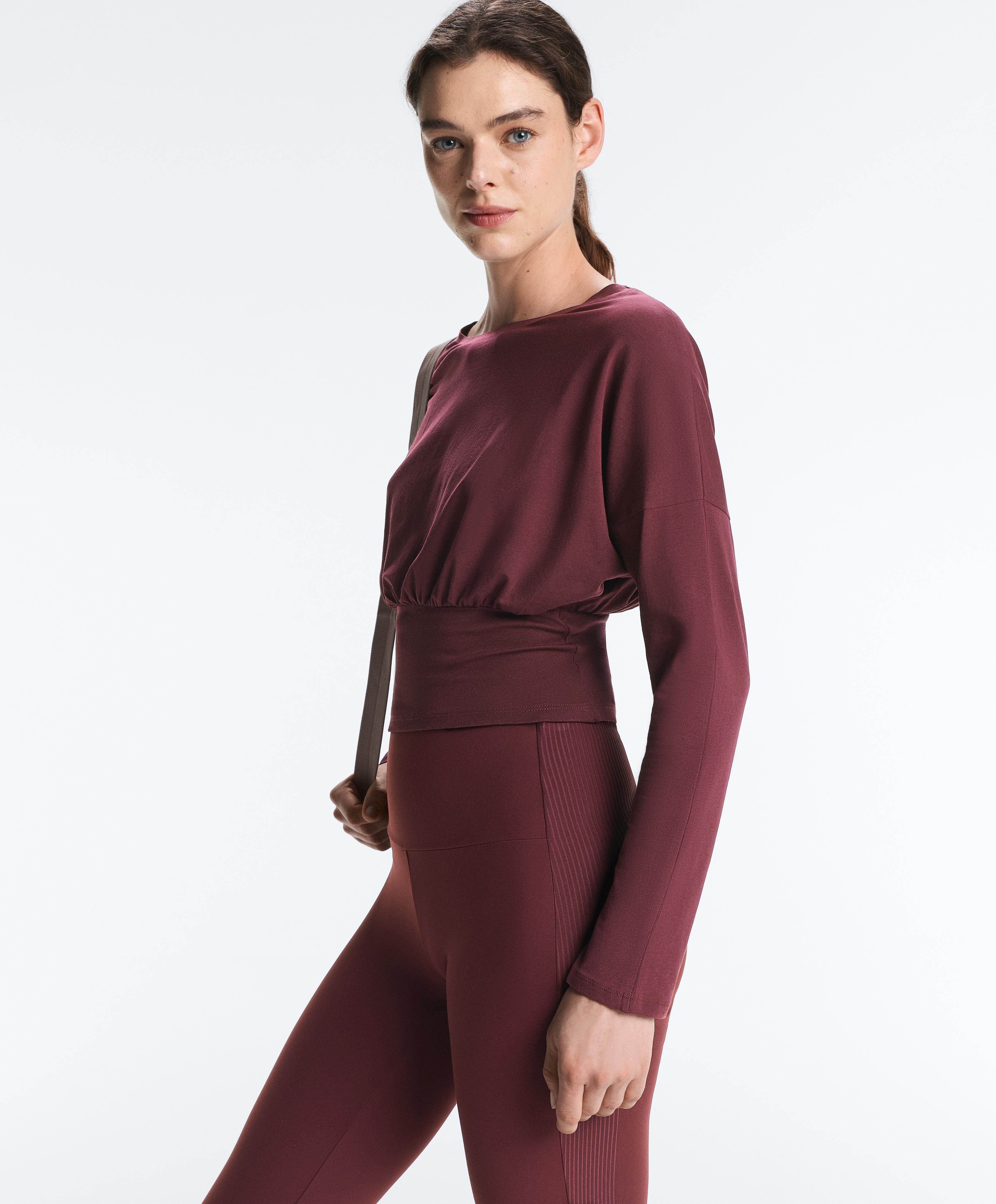 Fitted waist cotton blend T-shirt — MAROON