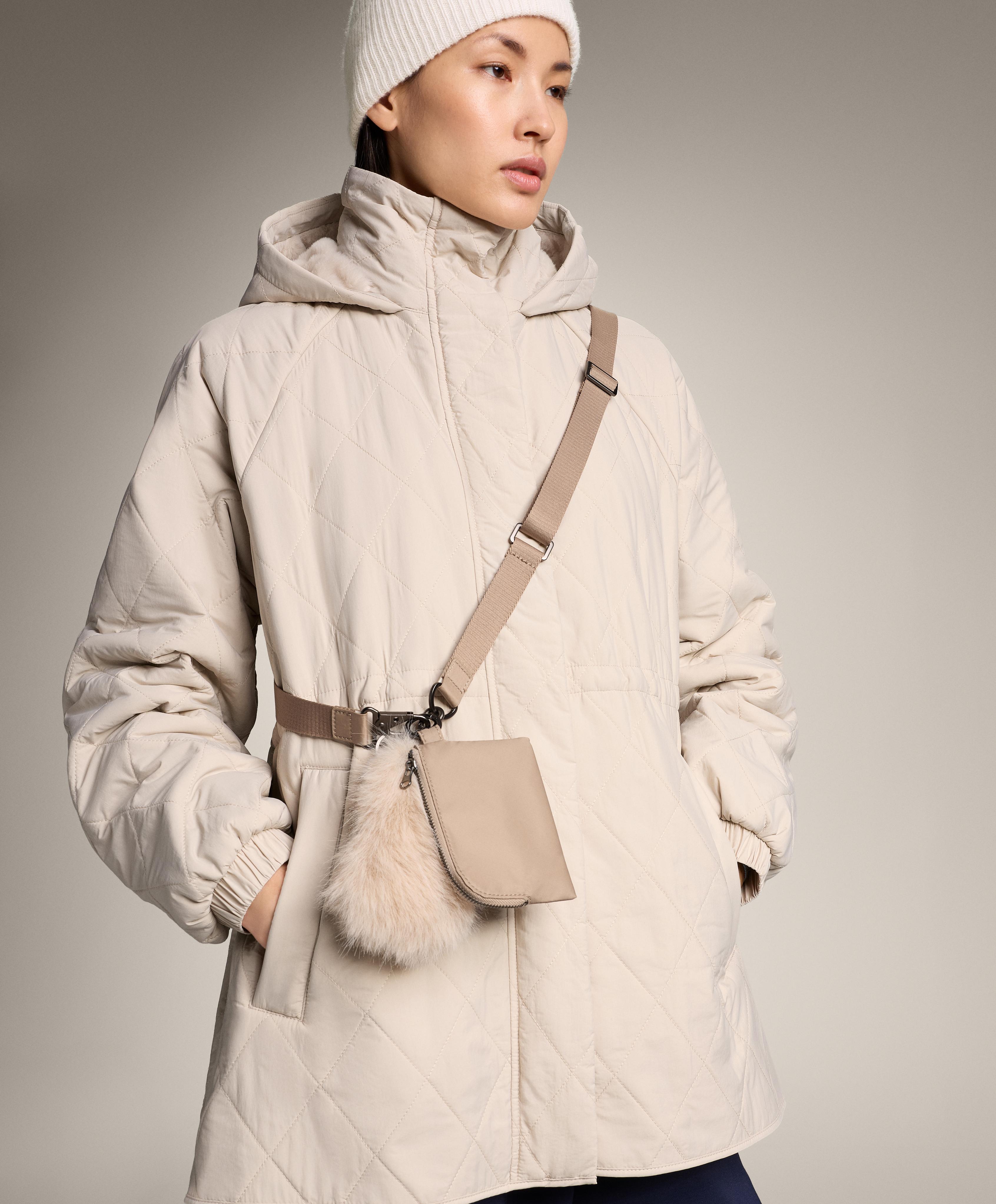 محفظتان مع حزام للتعليق - تنزيلات