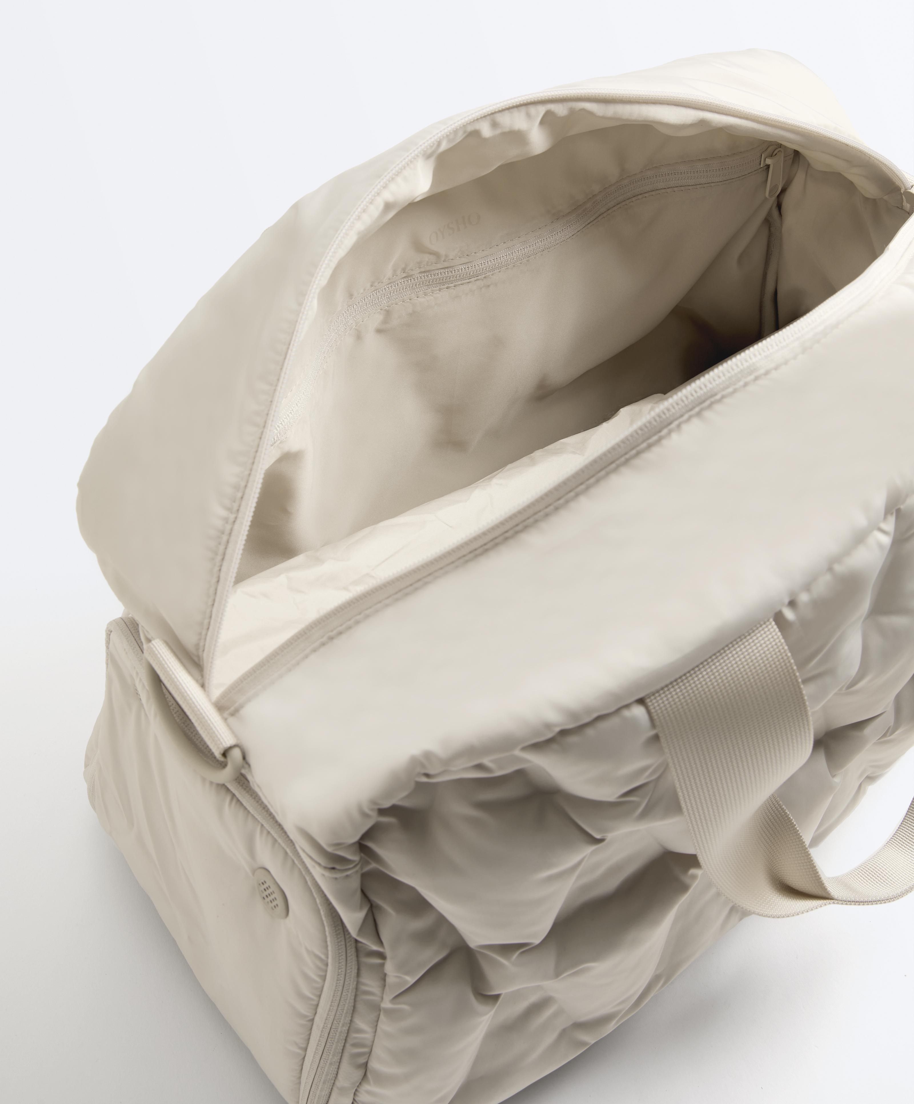 Padded technical Sport bag — ECRU