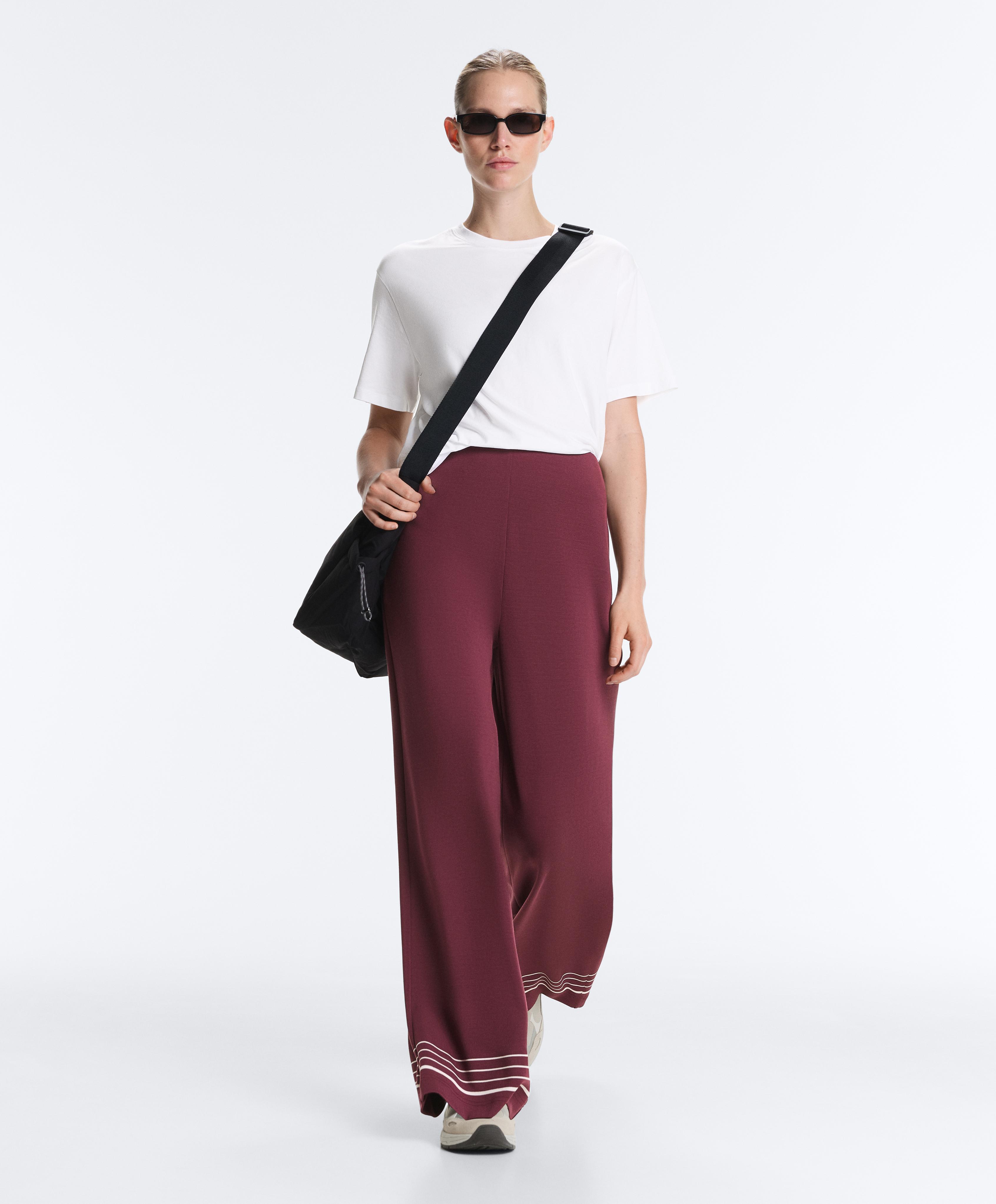 Pantalon droit High rise à rayures marinières en modal au toucher doux Pantalon droit High rise à rayures marinières en modal au toucher doux