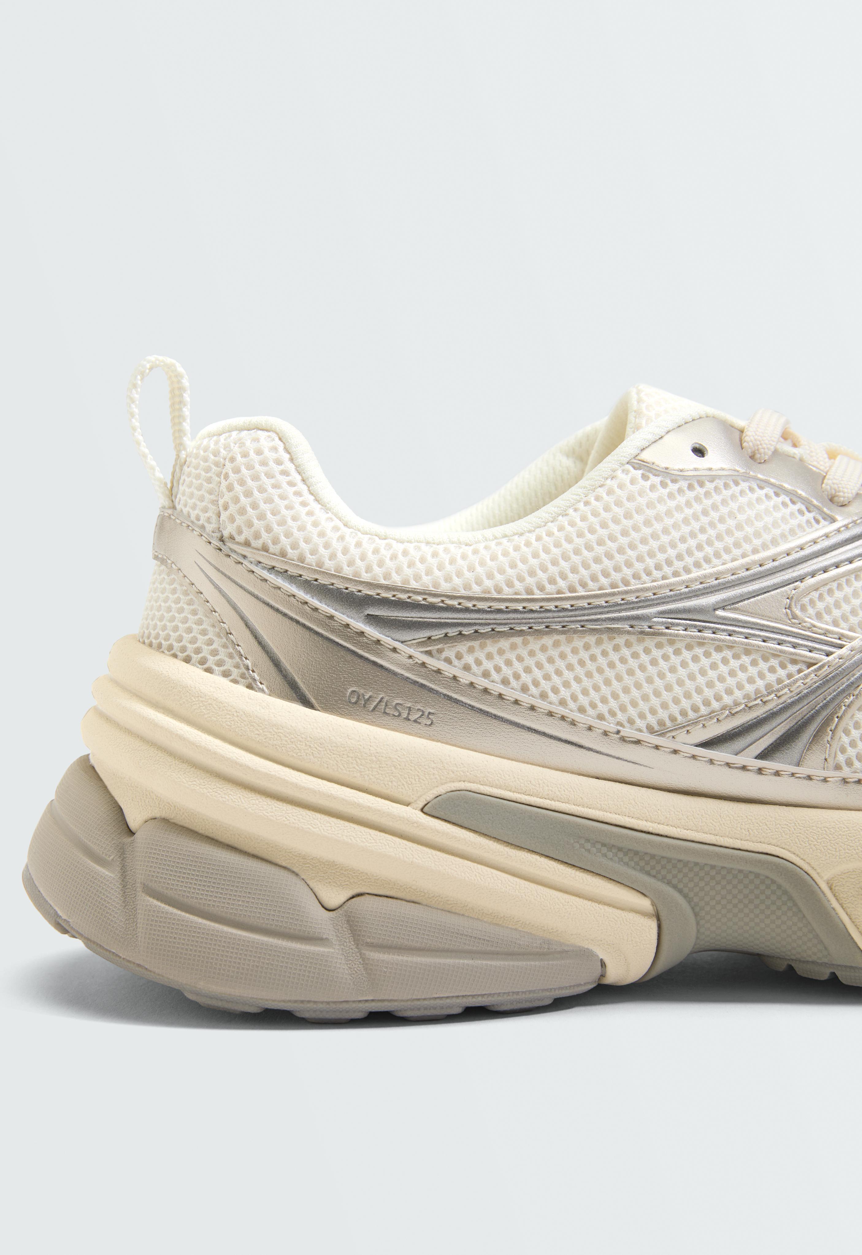 Running-style trainers — Champagne