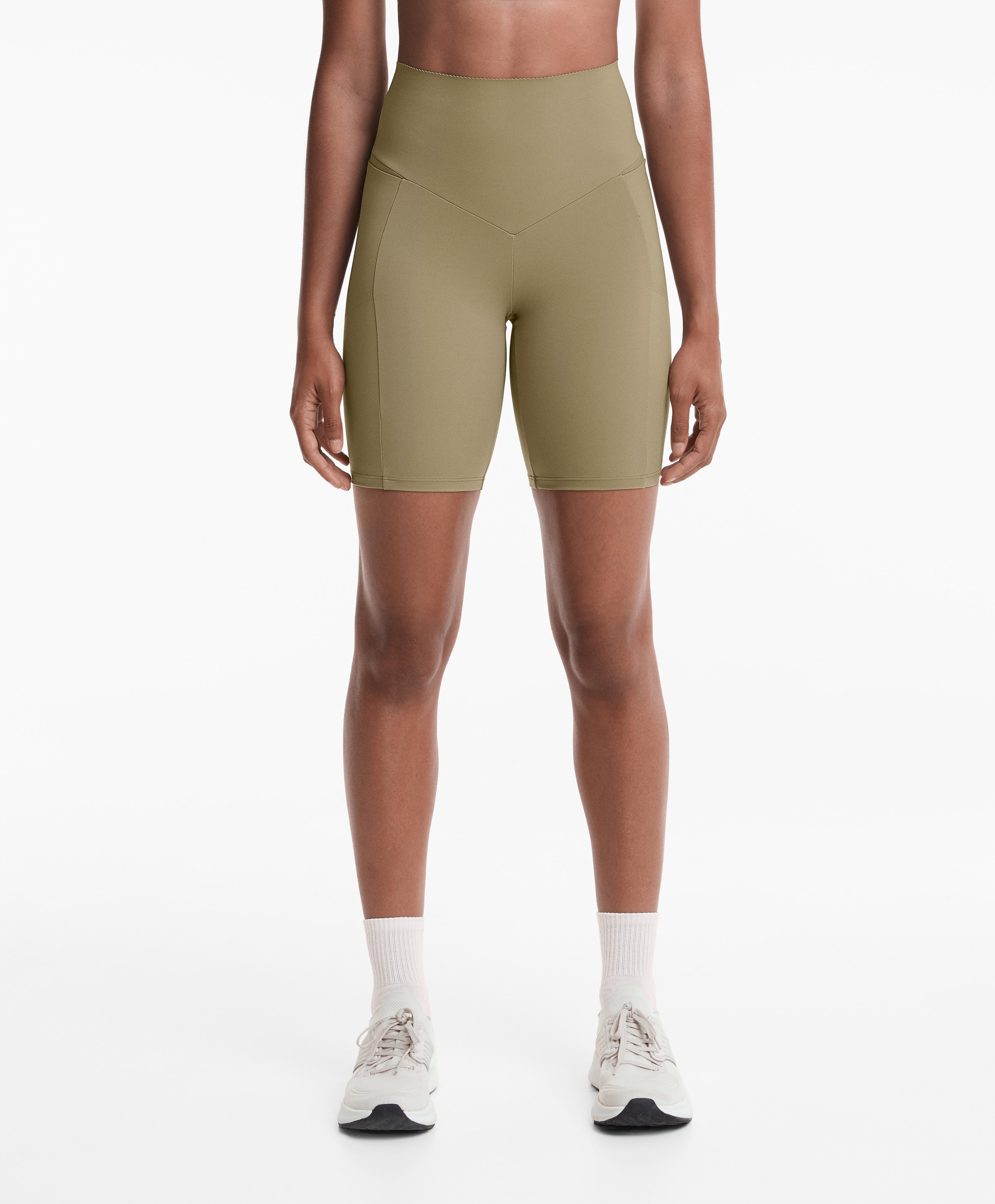 High Rise Compressive Pocket 20cm Cycling Leggings - Sale High Rise Compressive Pocket 20cm Cycling Leggings - Sale