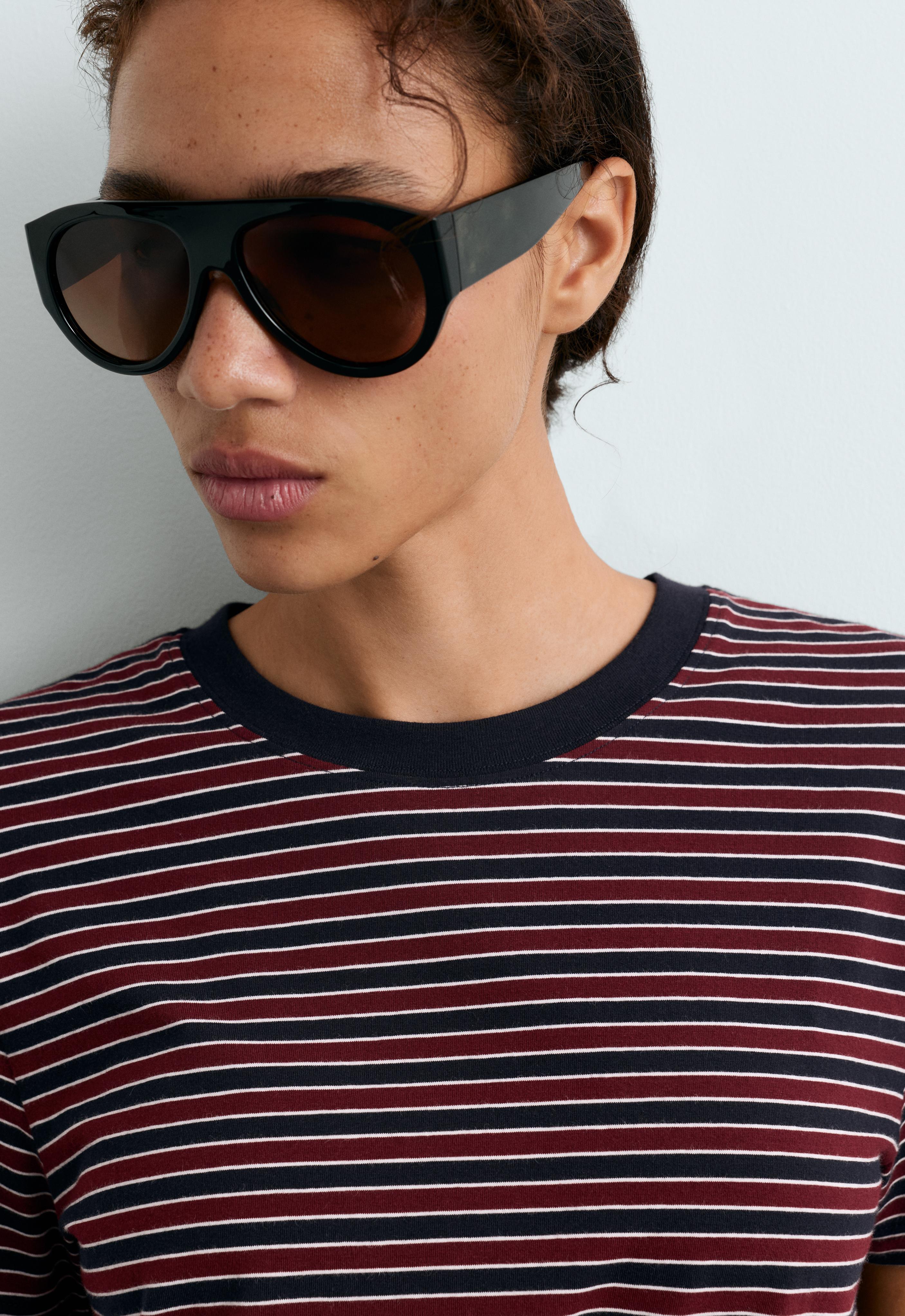 Striped short-sleeved T-shirt Striped short-sleeved T-shirt