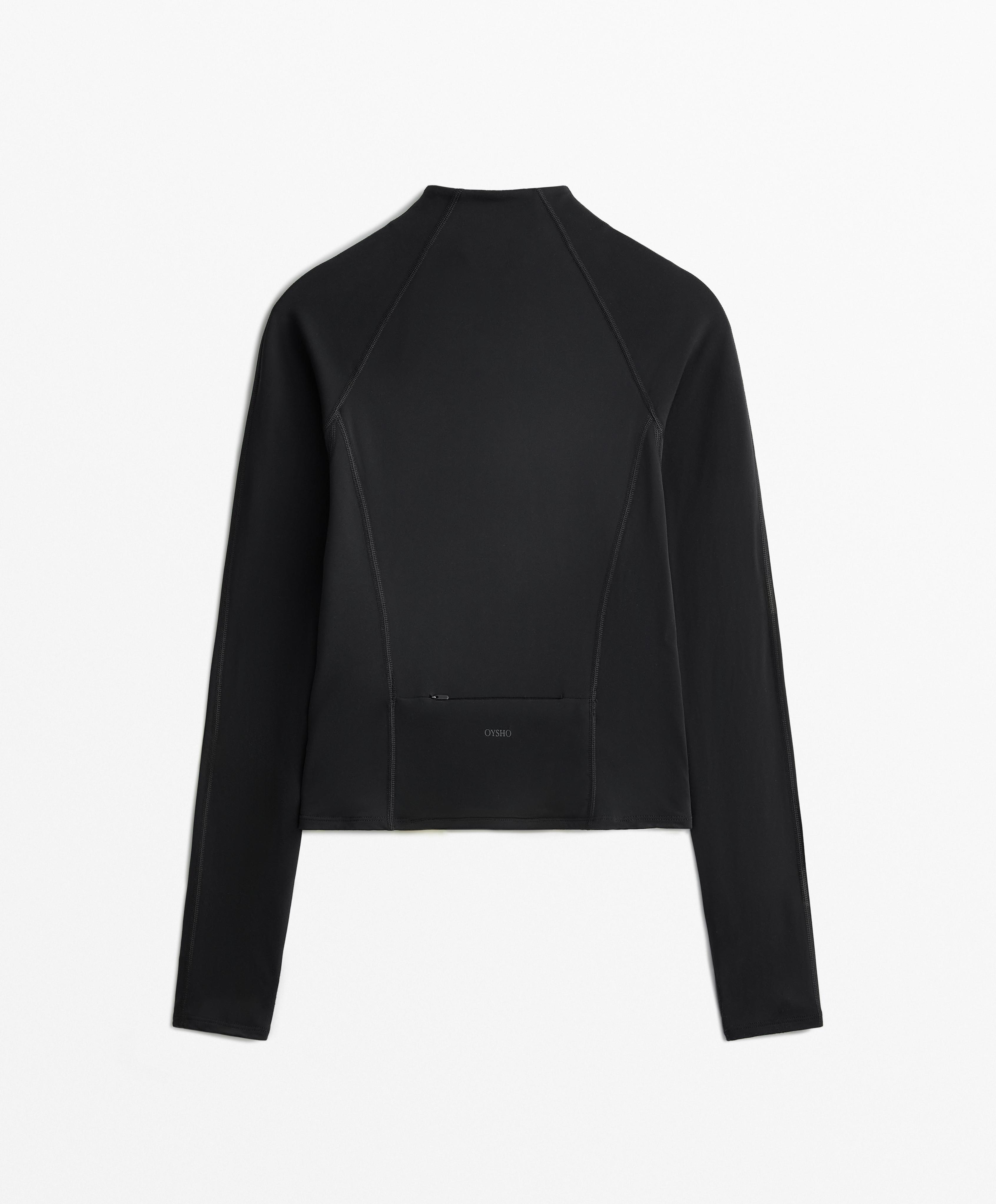 Light warm technical jacket with seams