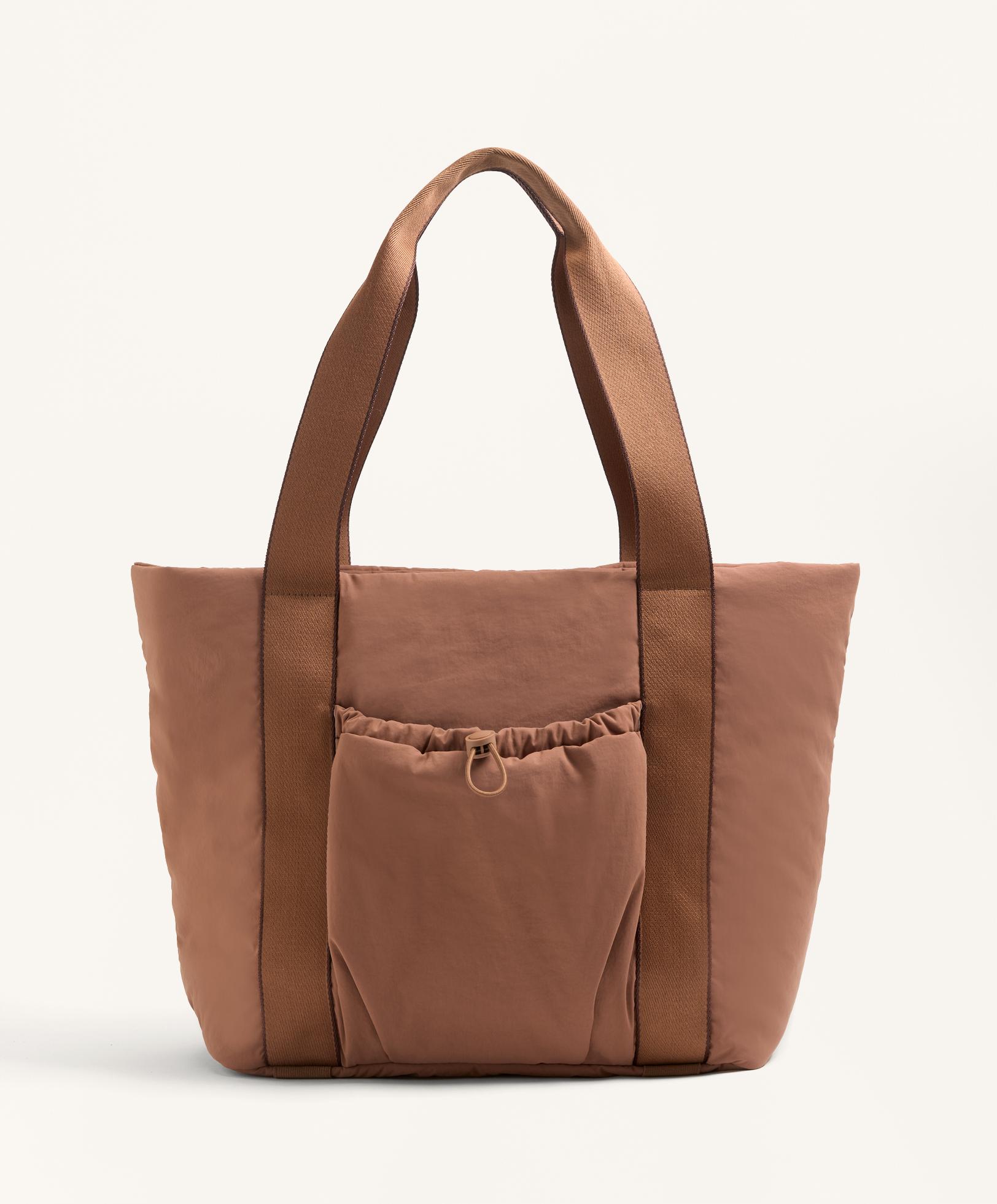 Τσάντα shopper με μπροστινή τσέπη Τσάντα shopper με μπροστινή τσέπη
