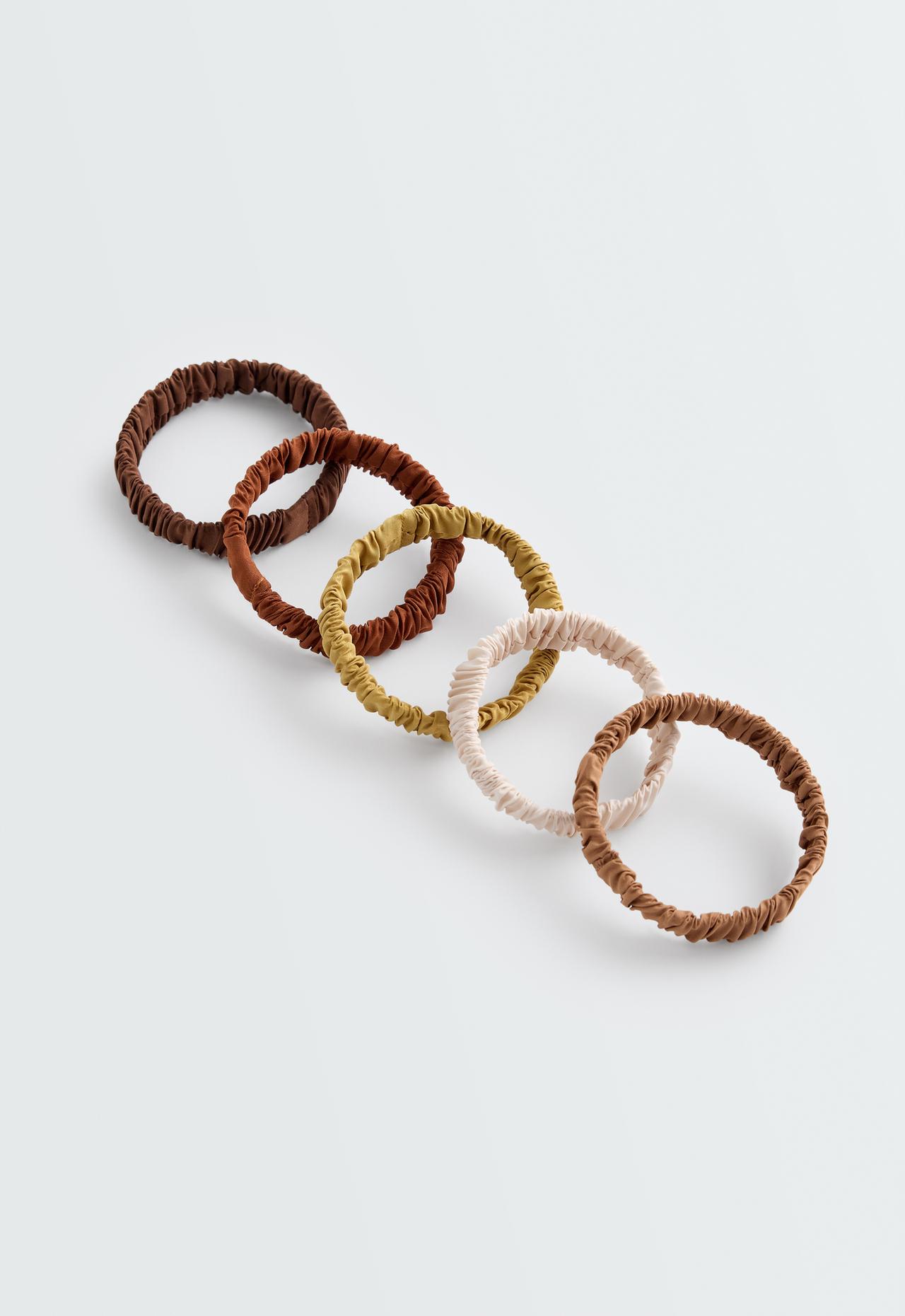 5 twist effect scrunchies — TOFFEE