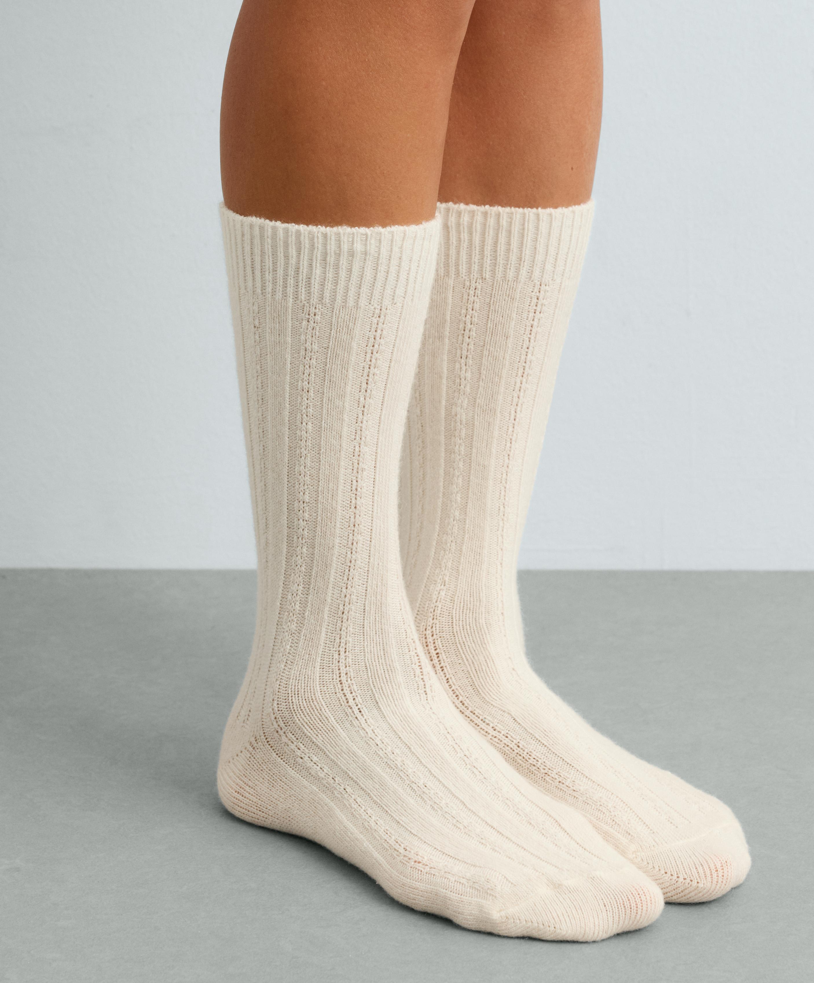 Classic socks in 25% cashmere 11% wool — ECRU