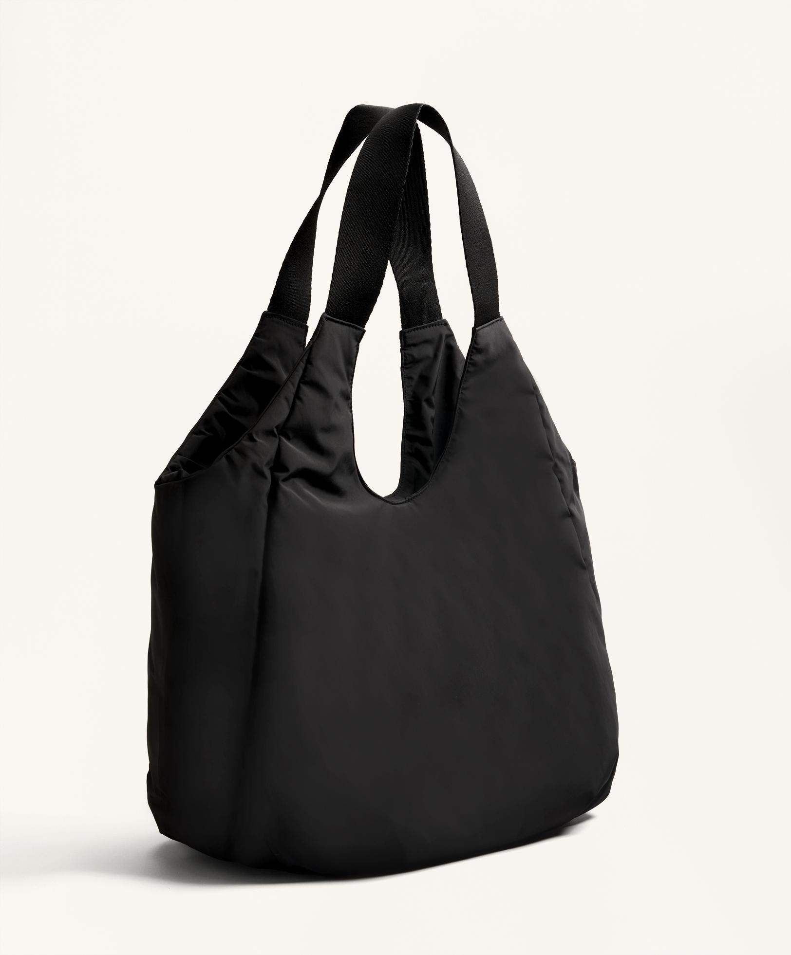 Shopper bag with contrasting handle Shopper bag with contrasting handle