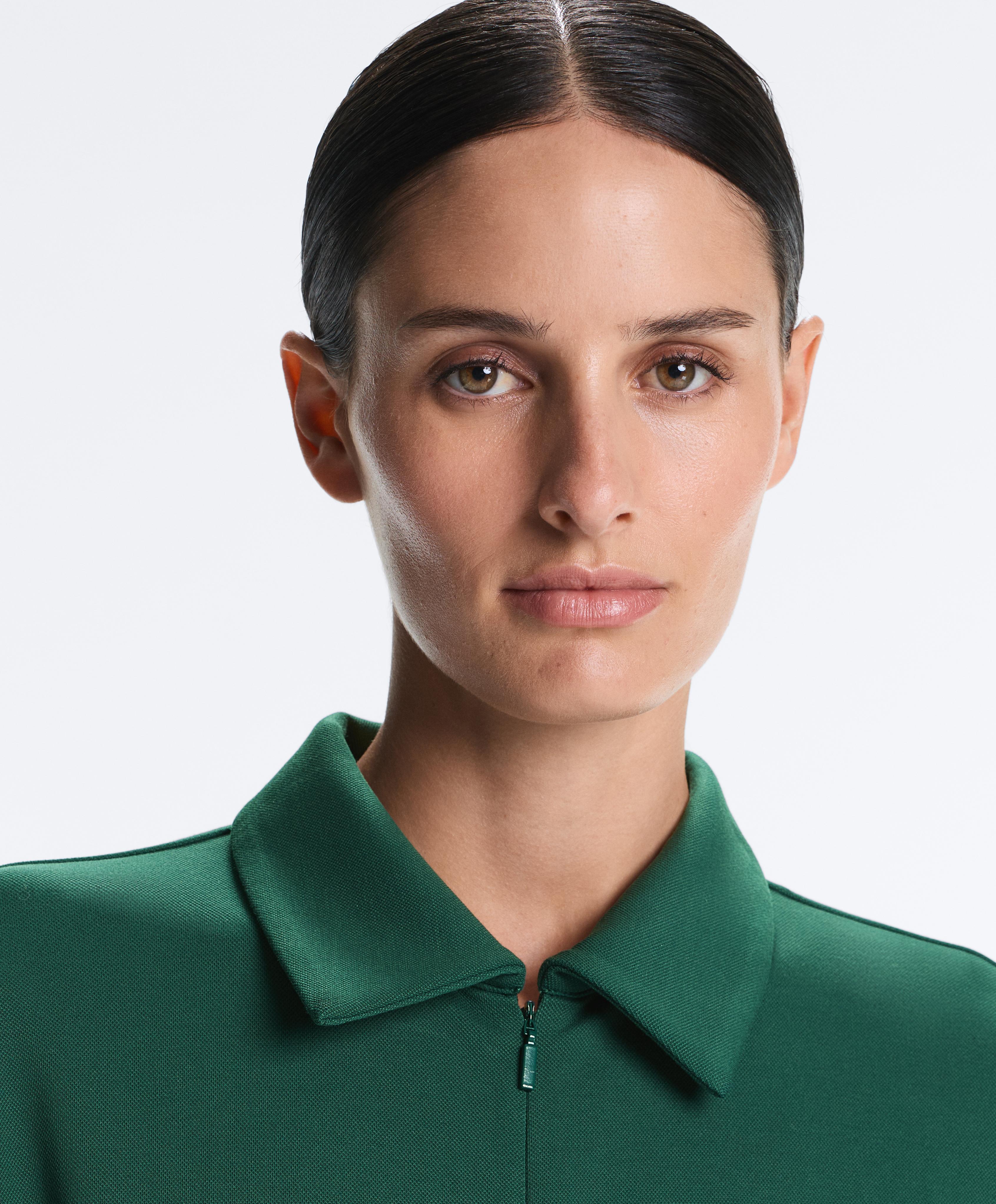 Mono largo pliegues cuello polo piqué con algodón Mono largo pliegues cuello polo piqué con algodón