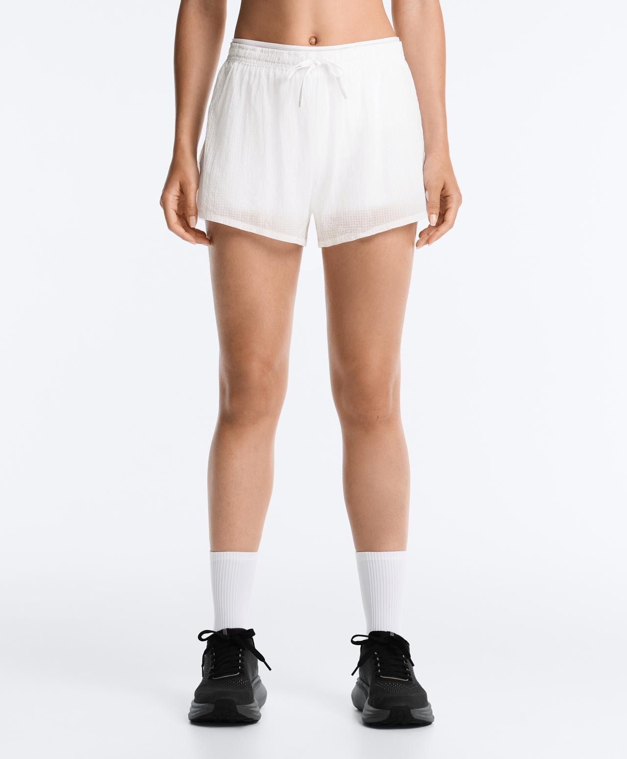 Technical 2-in-1 checked mid-rise shorts — WHITE 