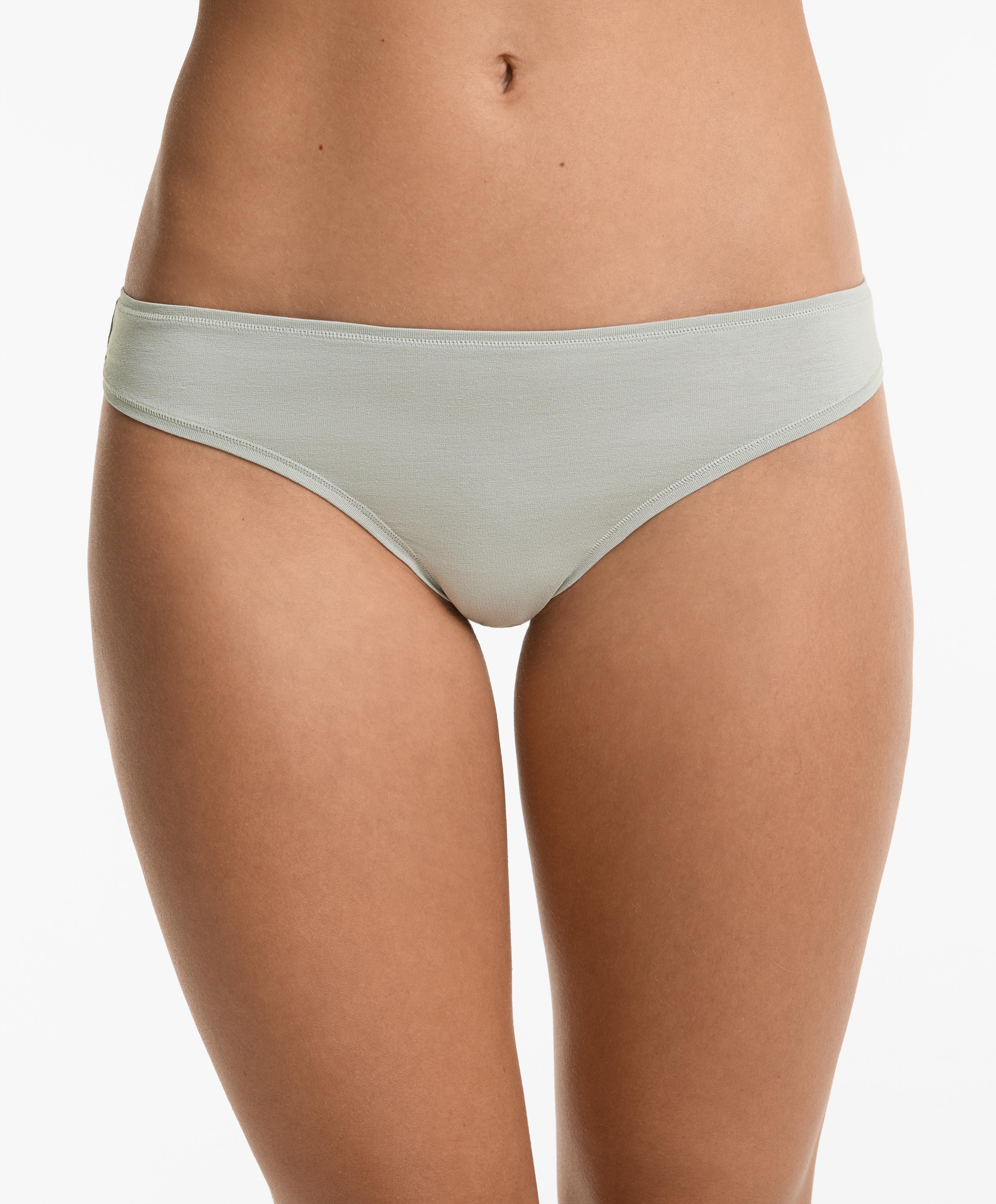 Uxlayotgan qiz va prezervativ Arab erotik sexy qizlar