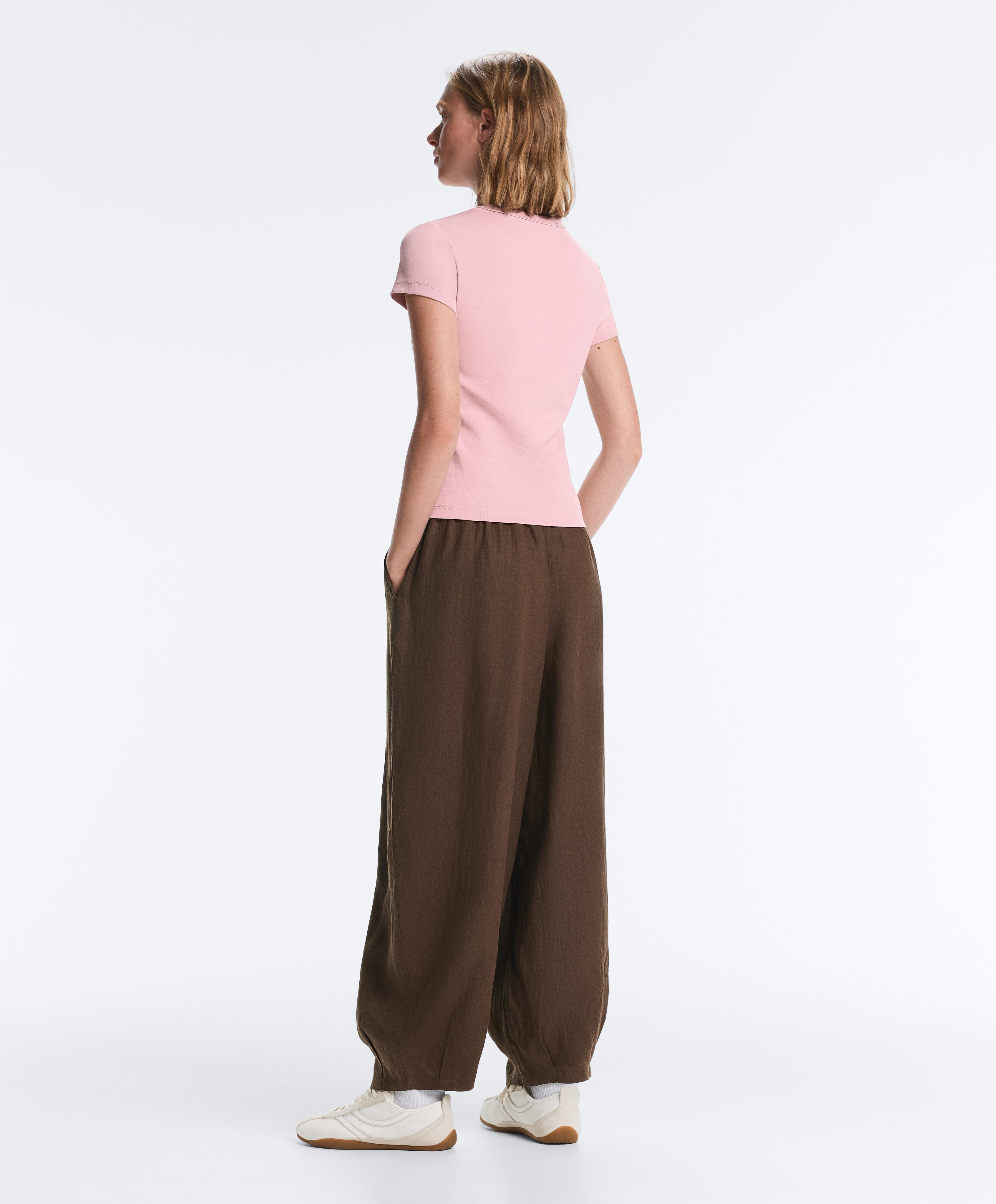 Fitted short sleeve rib T-shirt in cotton blend — PALE PINK