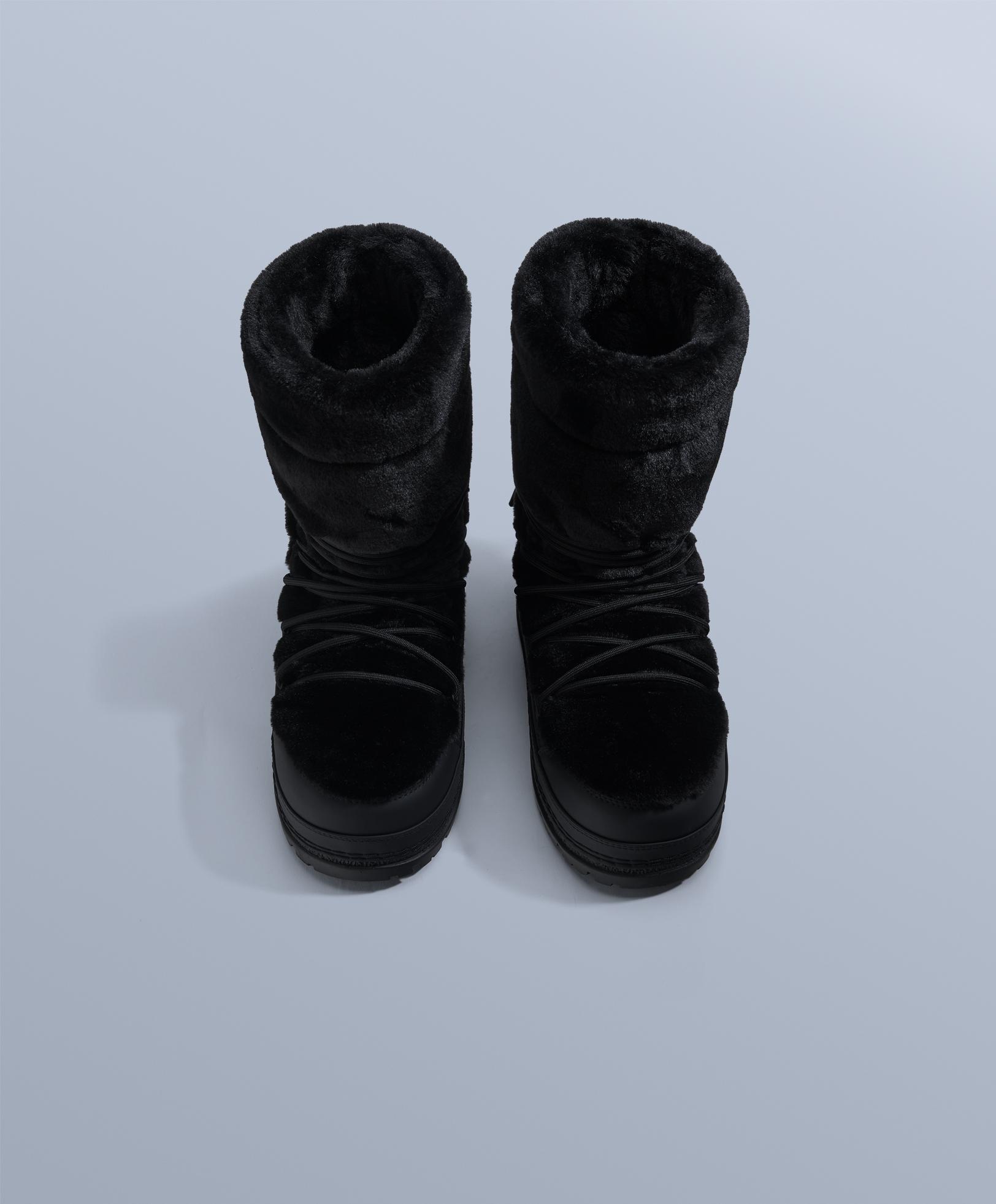 Lace-up technical faux fur boots