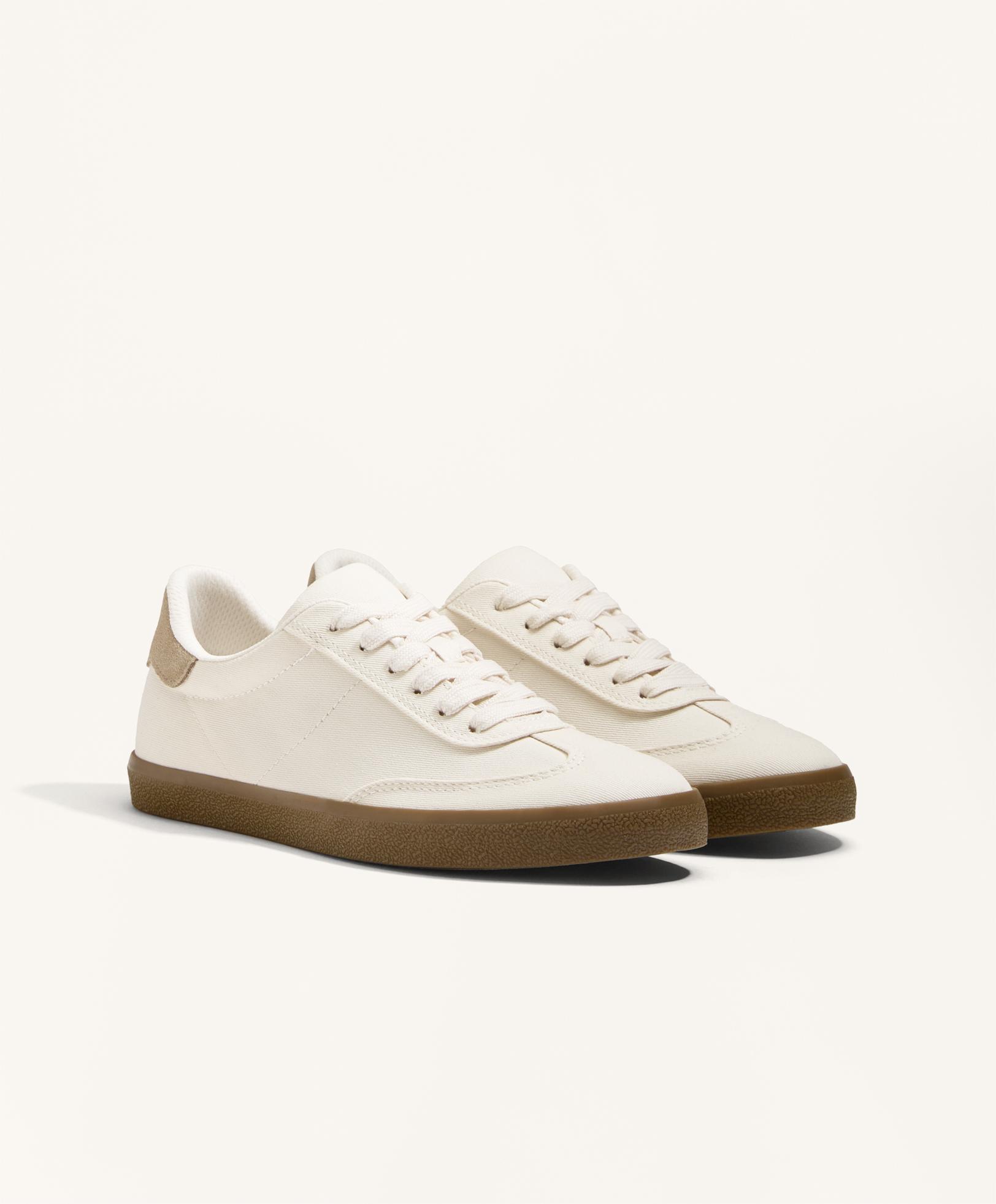 Baskets en toile canvas et empiècement en daim