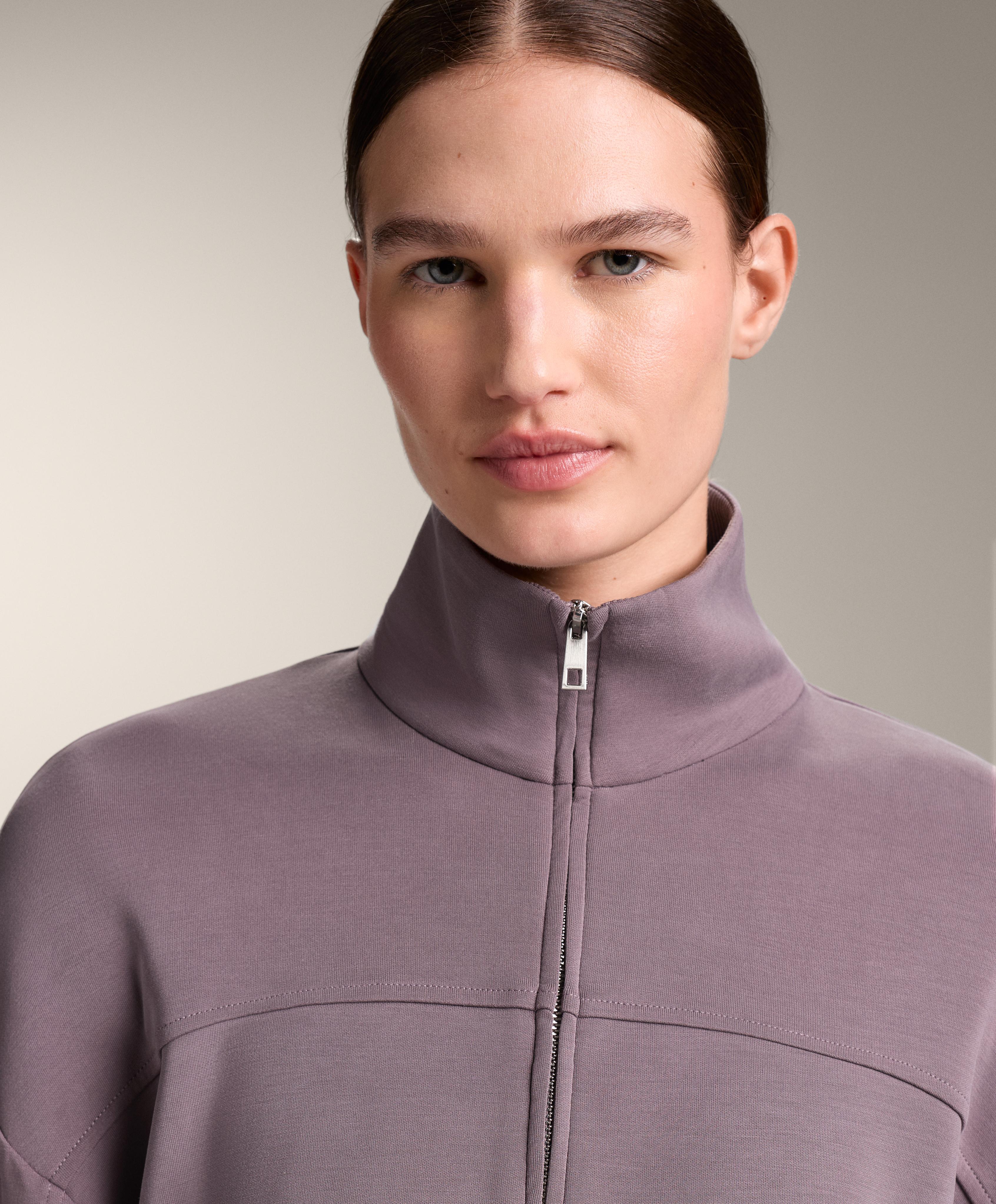 Chaqueta cintura ajustable cuello subido con modal tacto suave