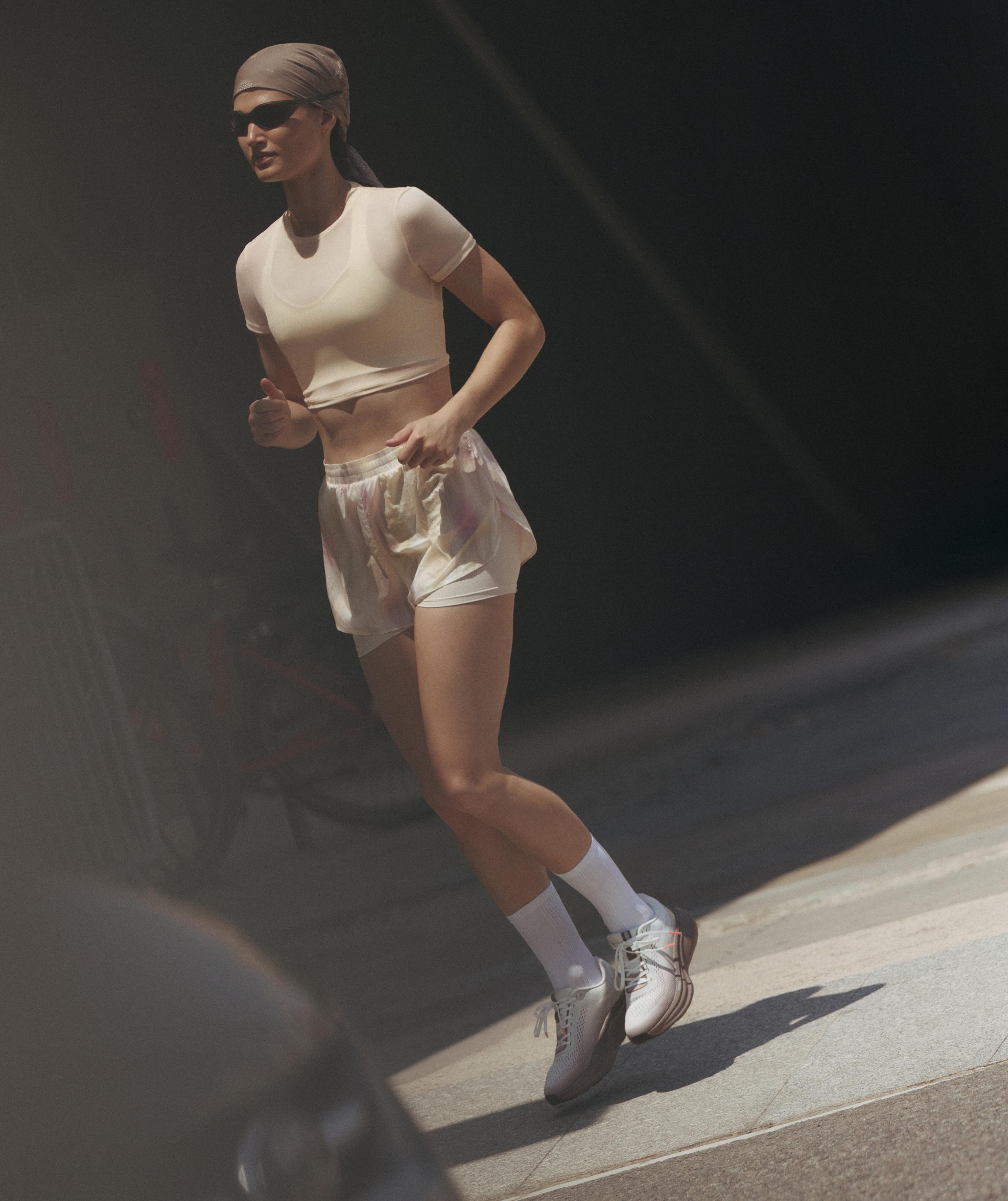 Κοντομάνικο tank top με διαφάνεια