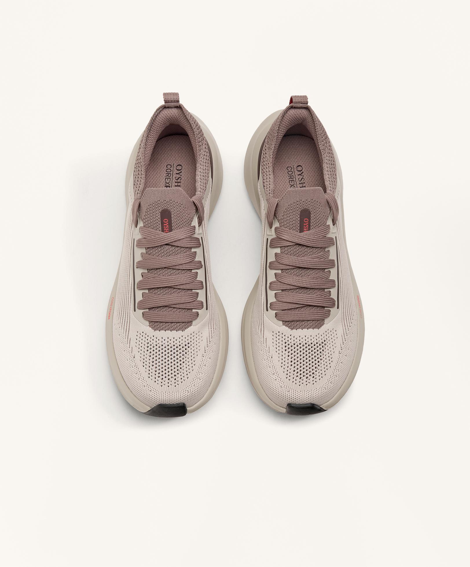 OY/AC 200 multi-activity Sport trainers