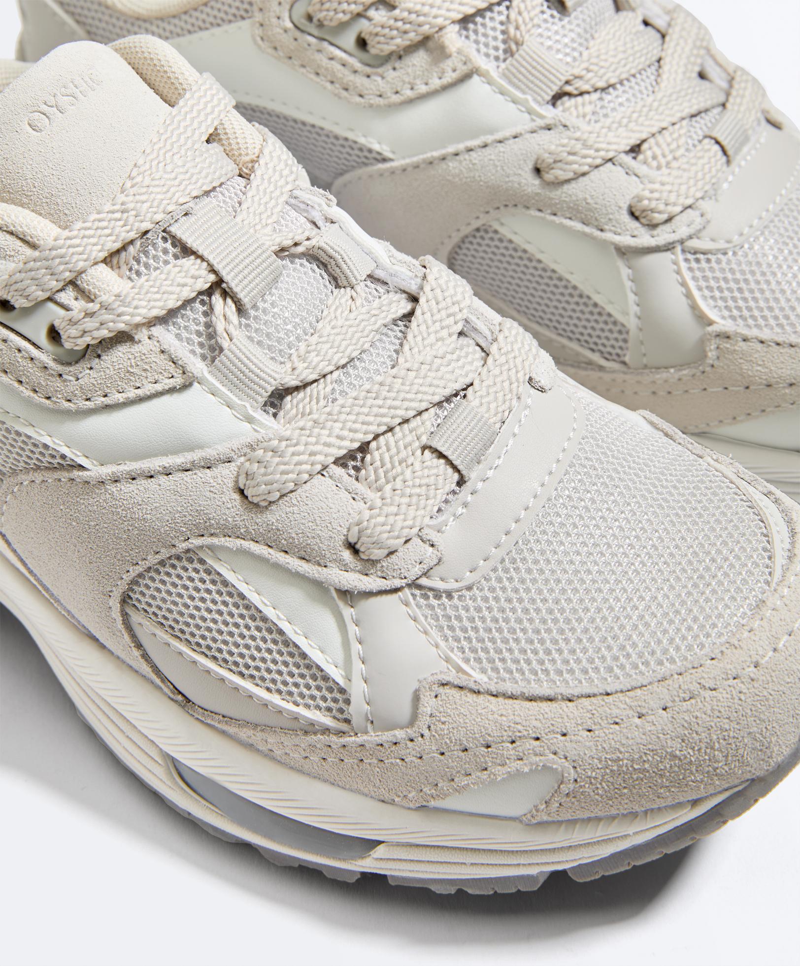 Running-style trainers — MINK