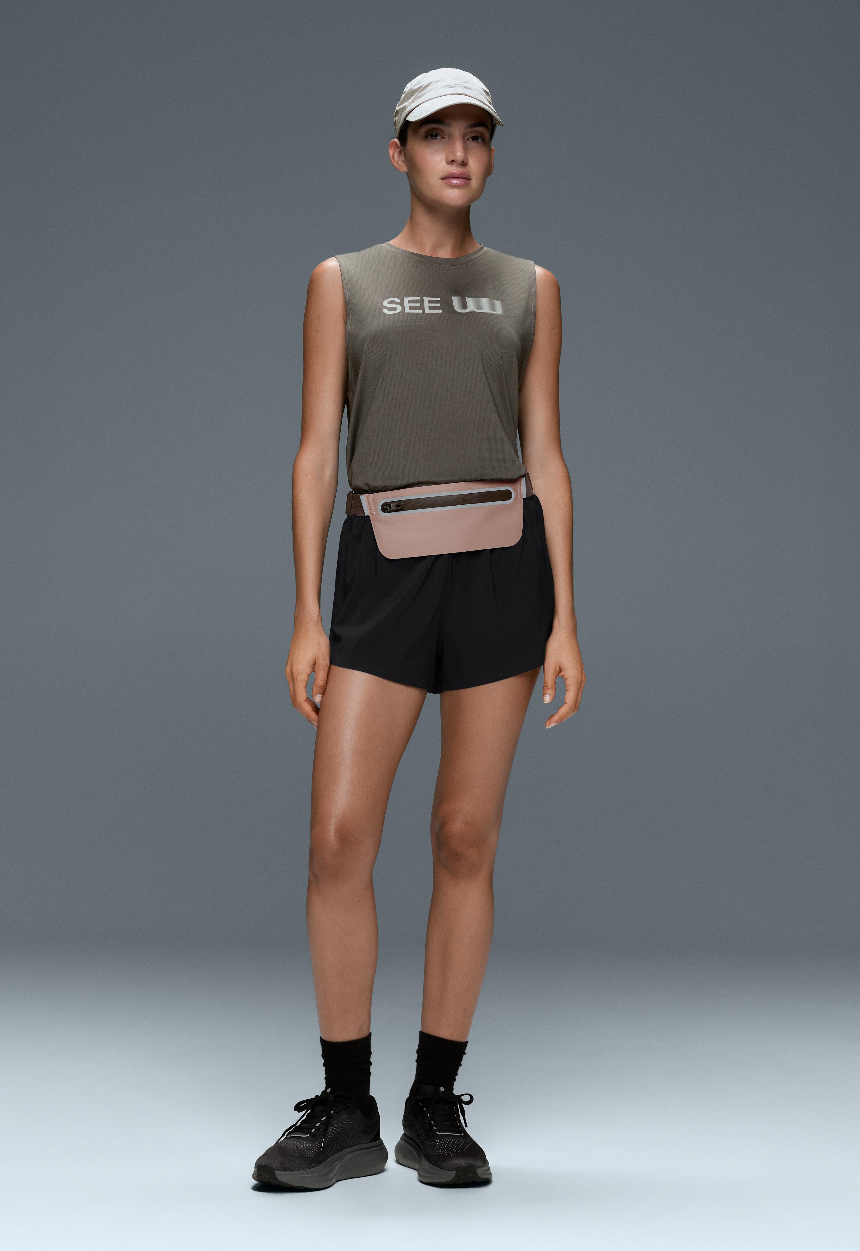 Technical sleeveless T-shirt with text — CHARCOAL GREY