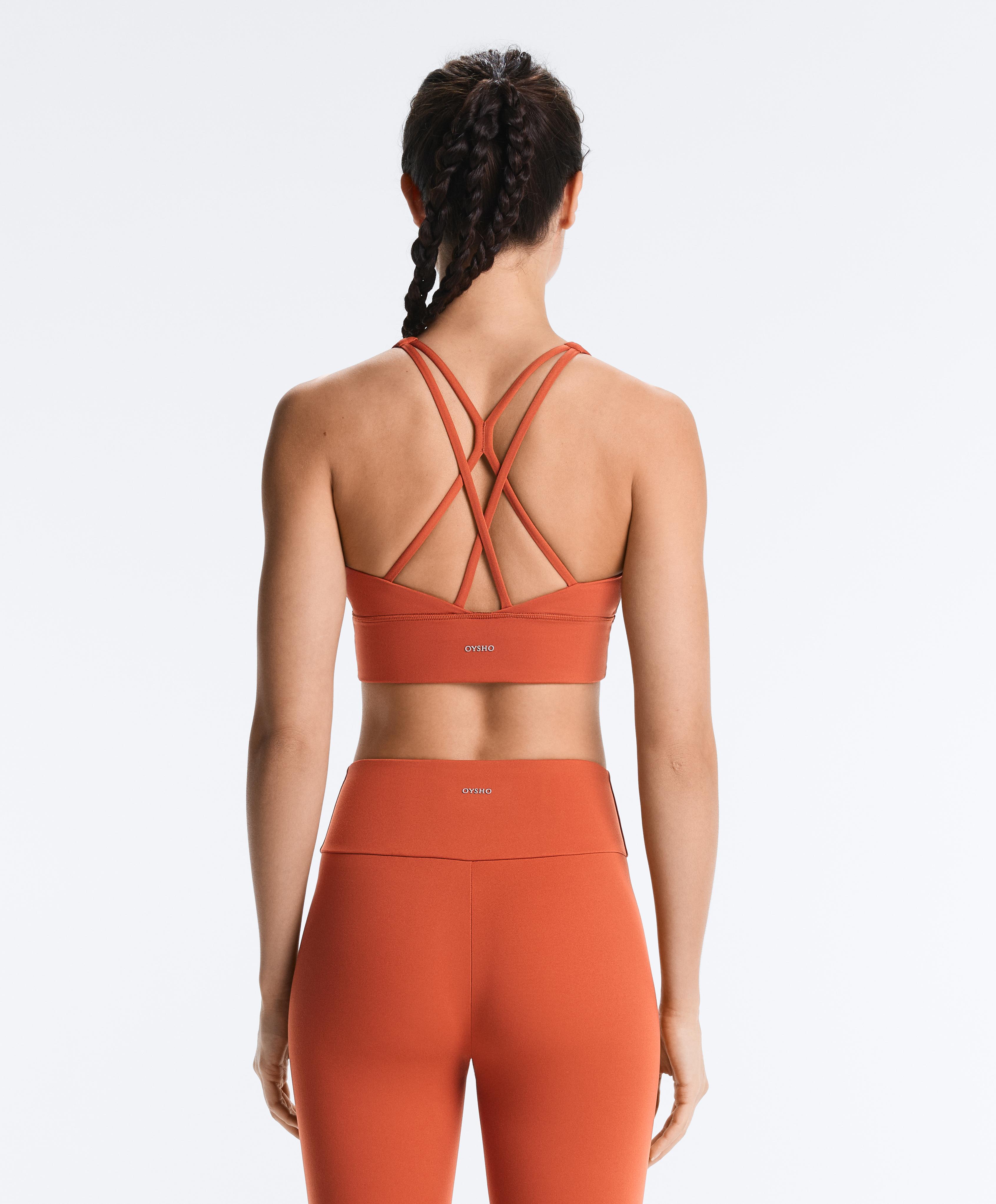 Comfortlux medium support sports bra with cups