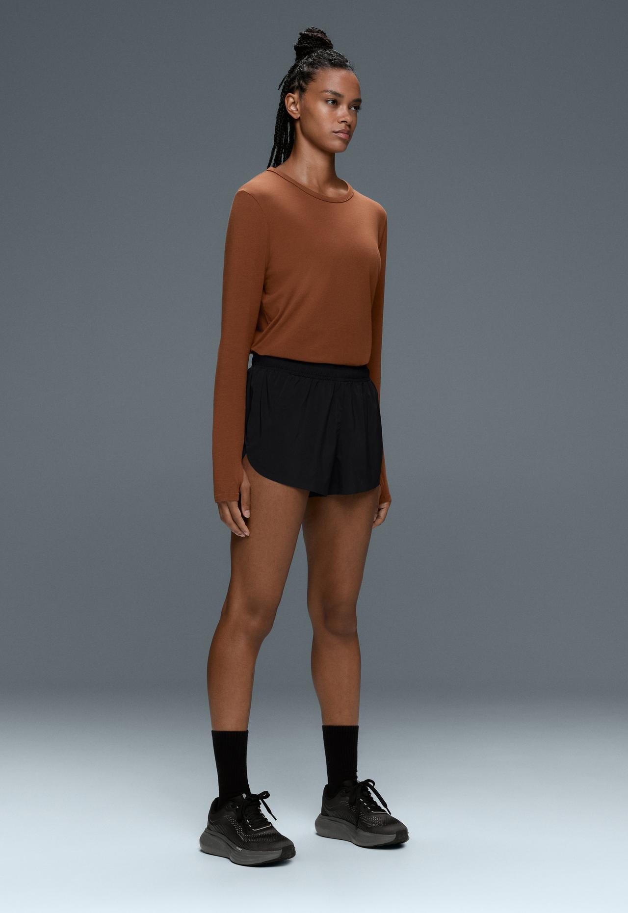 6cm low-rise technical shorts — BLACK