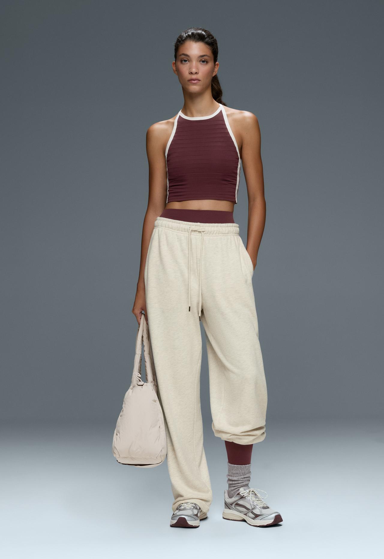 Contrast-piped comfortlux tank top — BURGUNDY