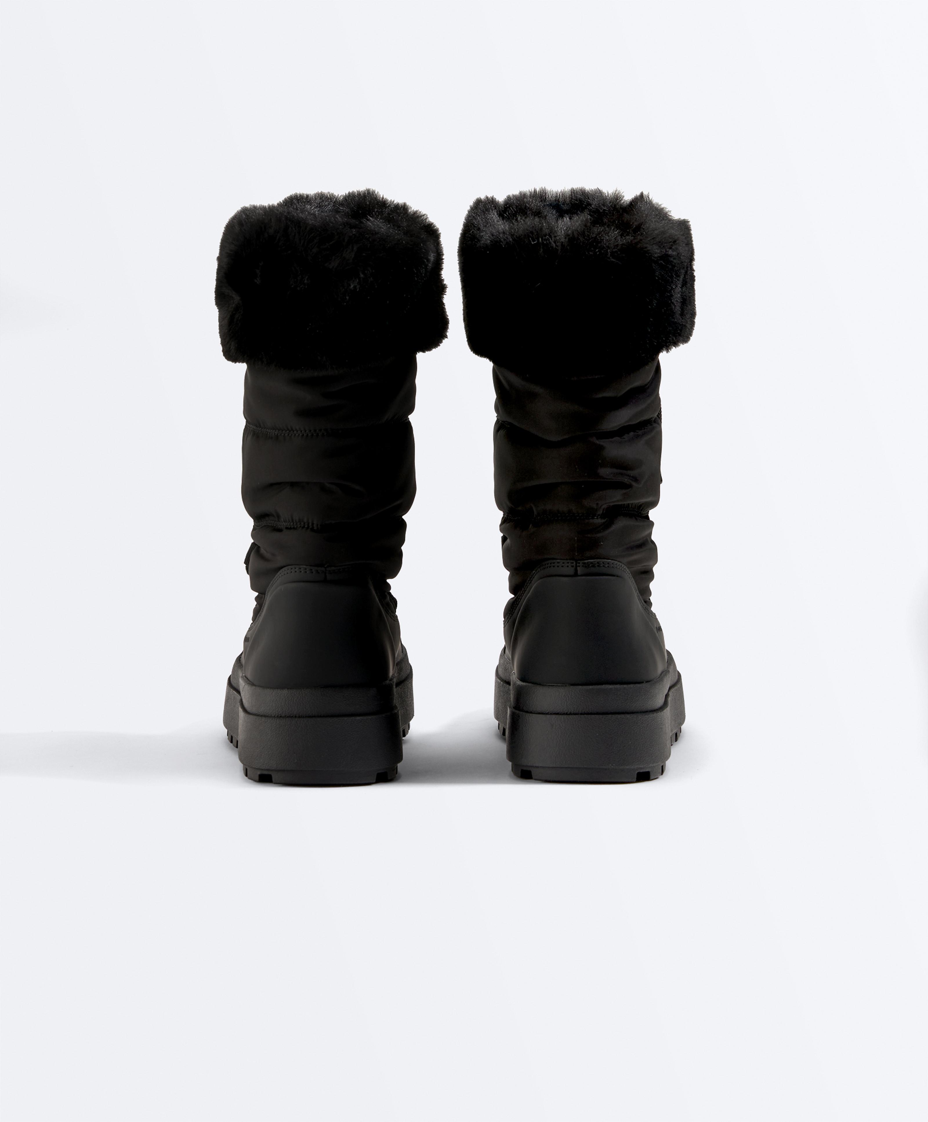 Lace-up après-ski boot with fur collar — BLACK