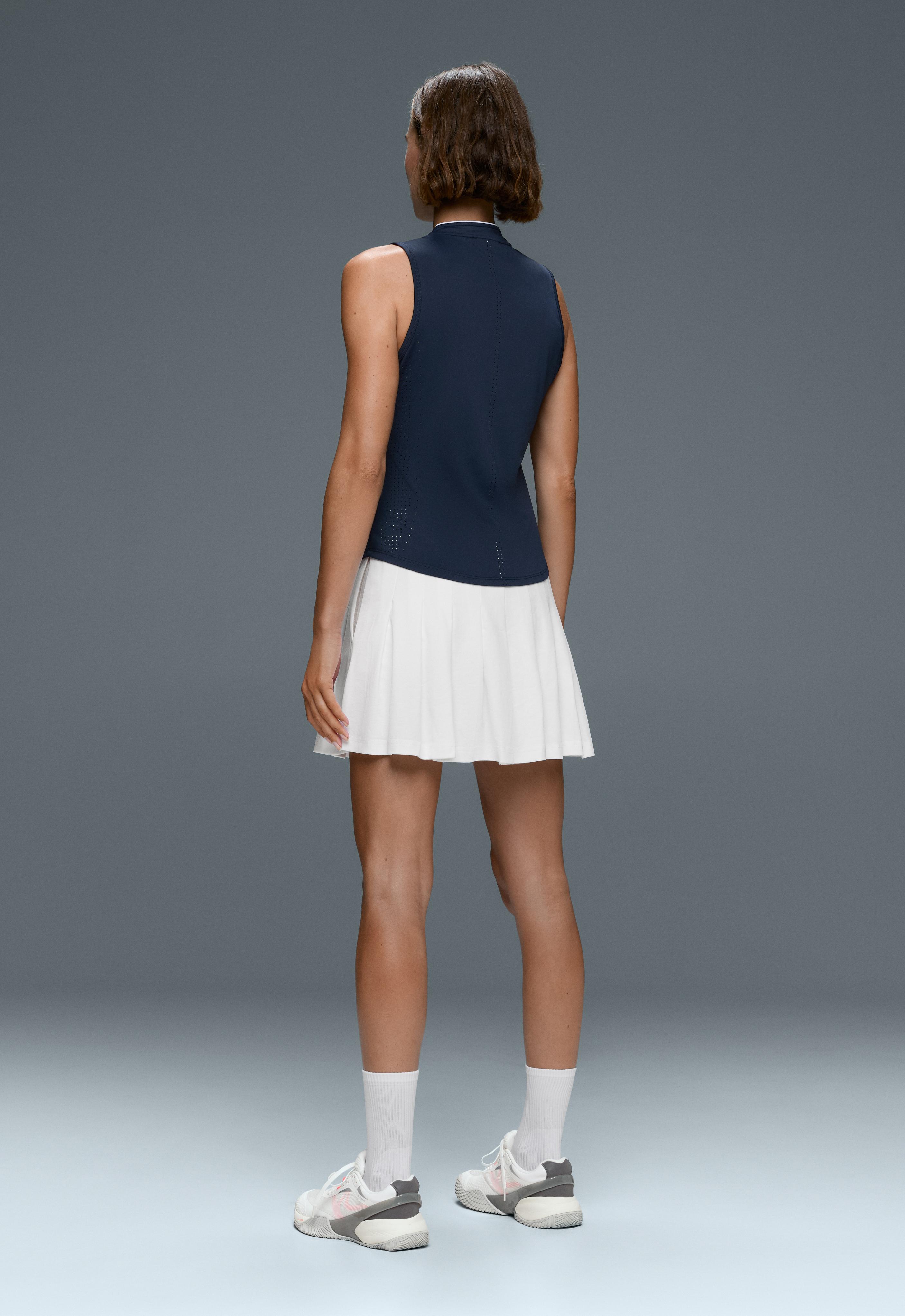 Technical sleeveless T-shirt with half zip — NAVY BLUE