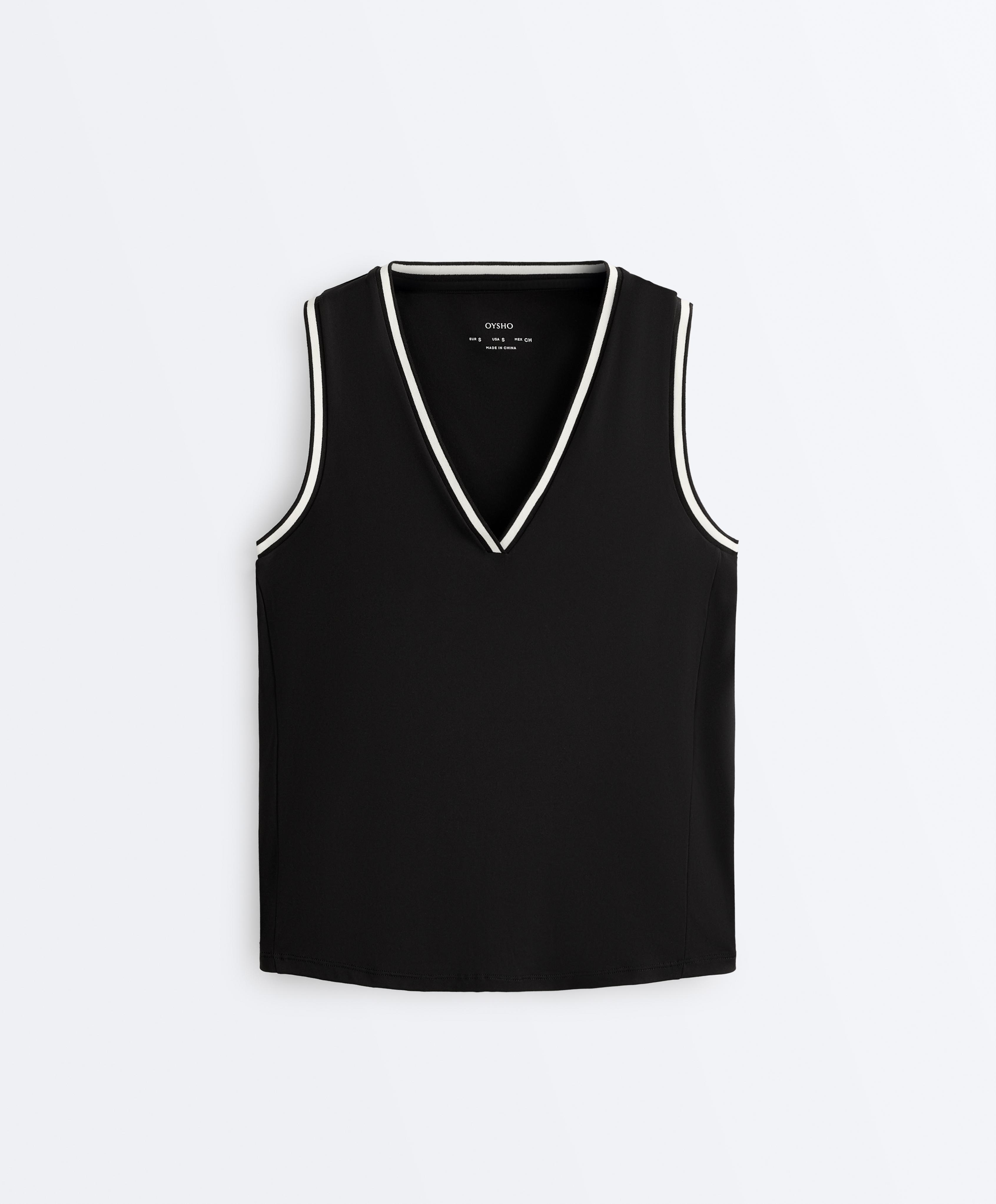 Sleeveless V-neck T-shirt — BLACK