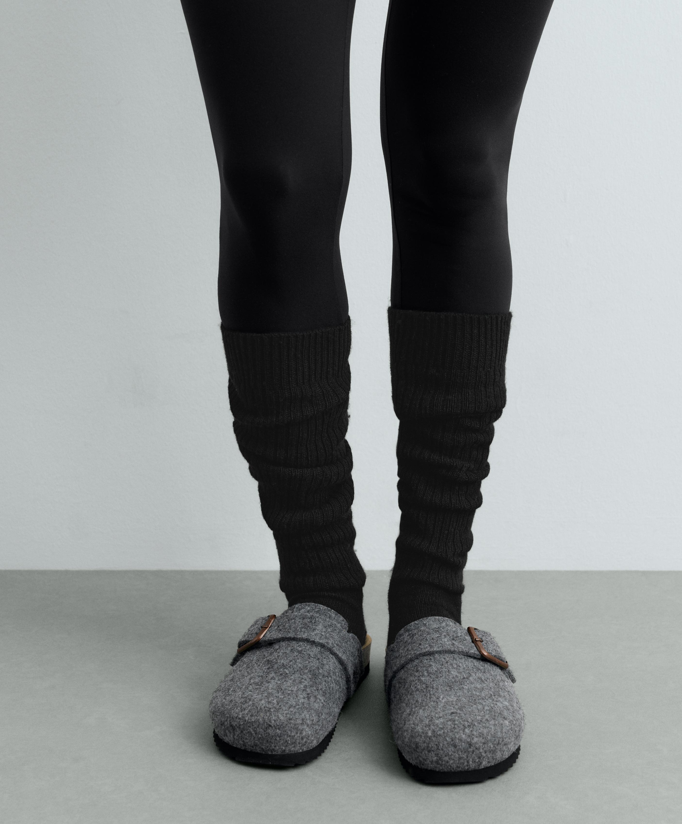 22% cashmere 10% wool long socks — BLACK