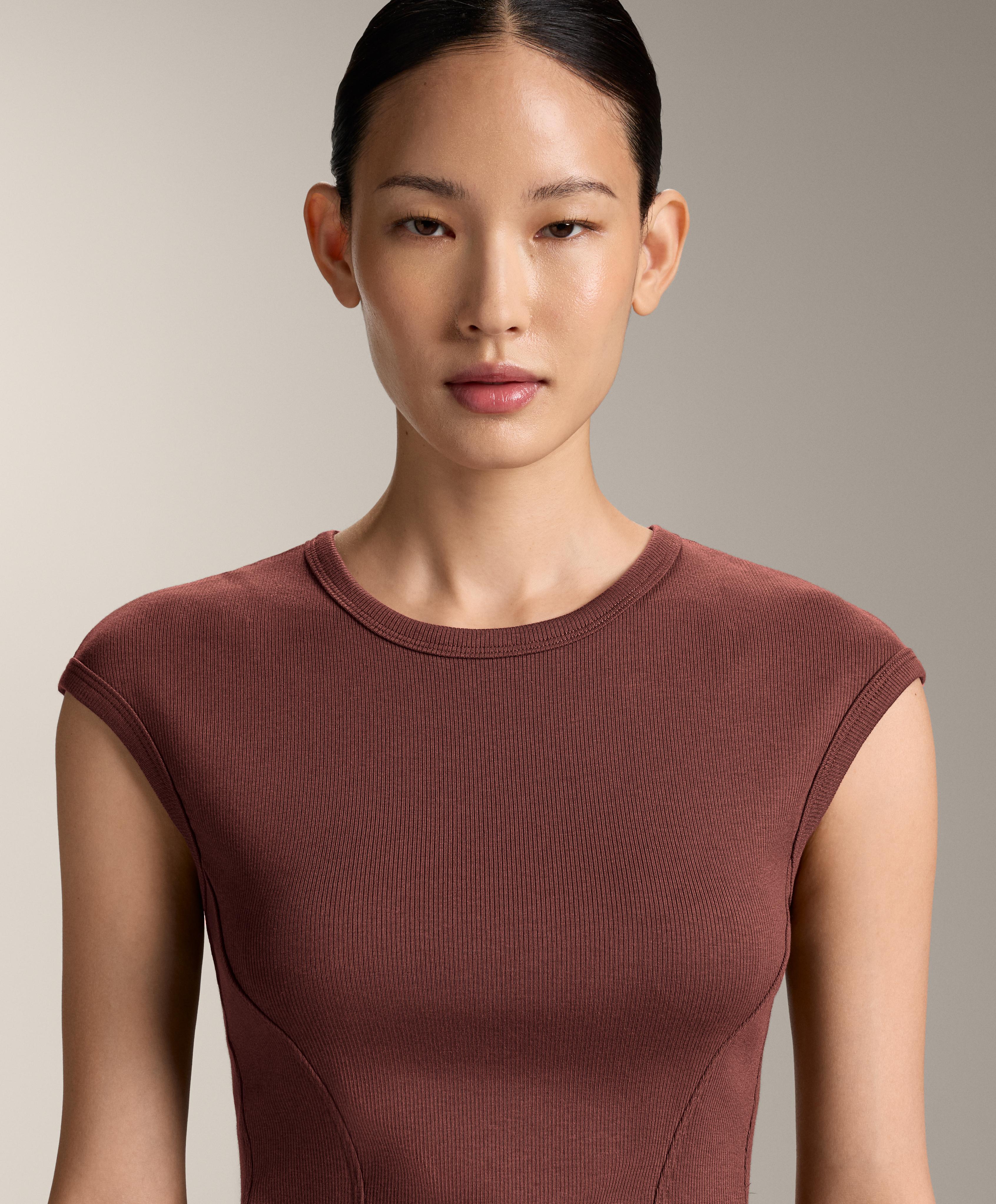 Short-sleeved rib top with cotton and modal — MAHOGANY