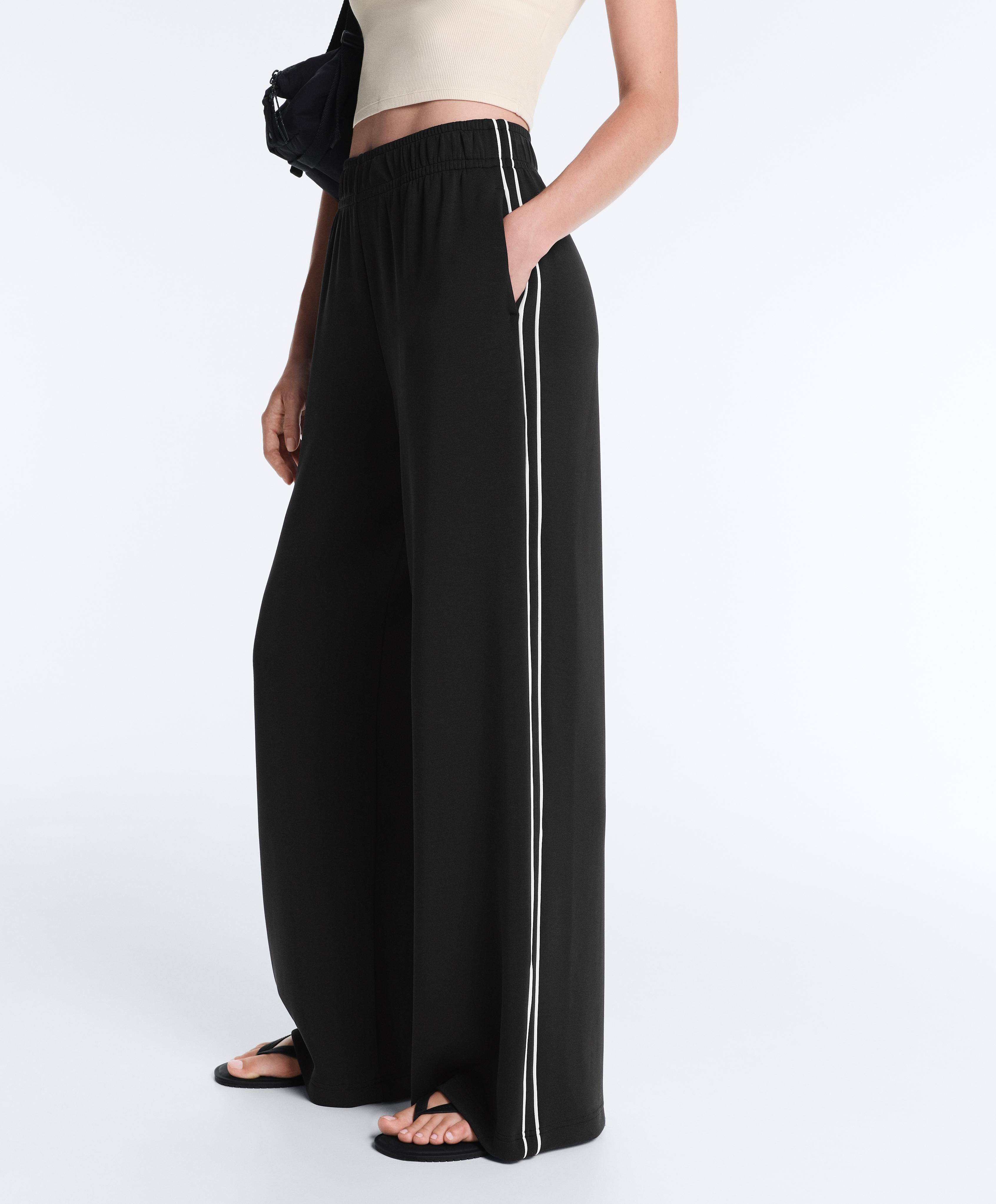 Wide-leg modal piping trousers — BLACK