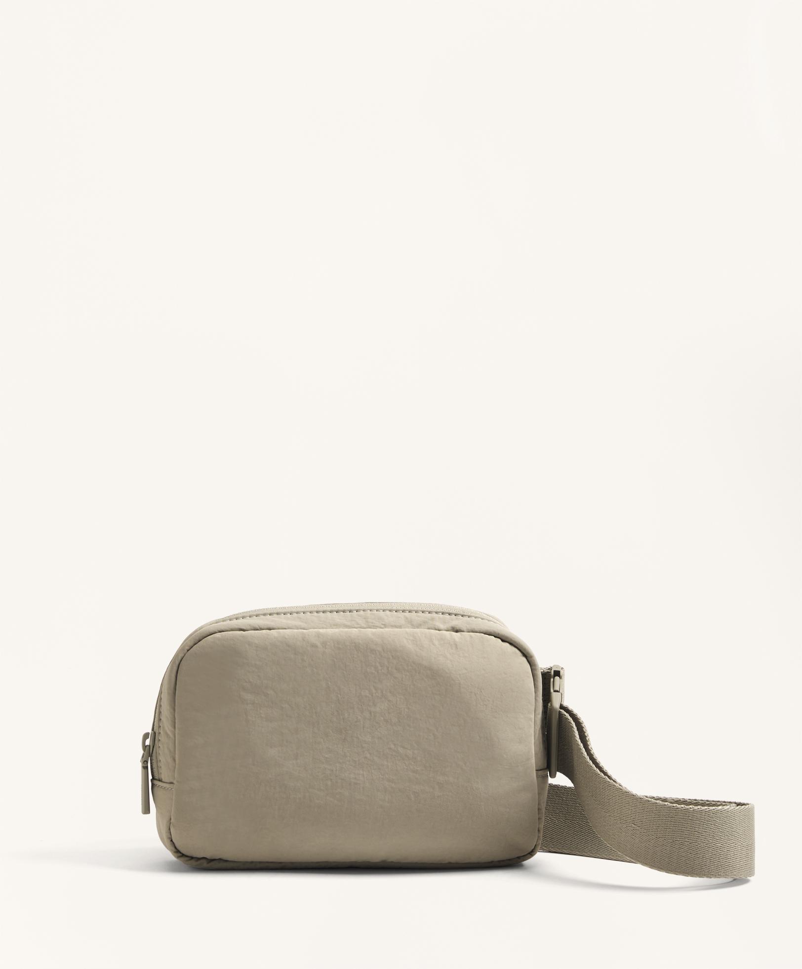 Crossbody torbica oko struka Crossbody torbica oko struka