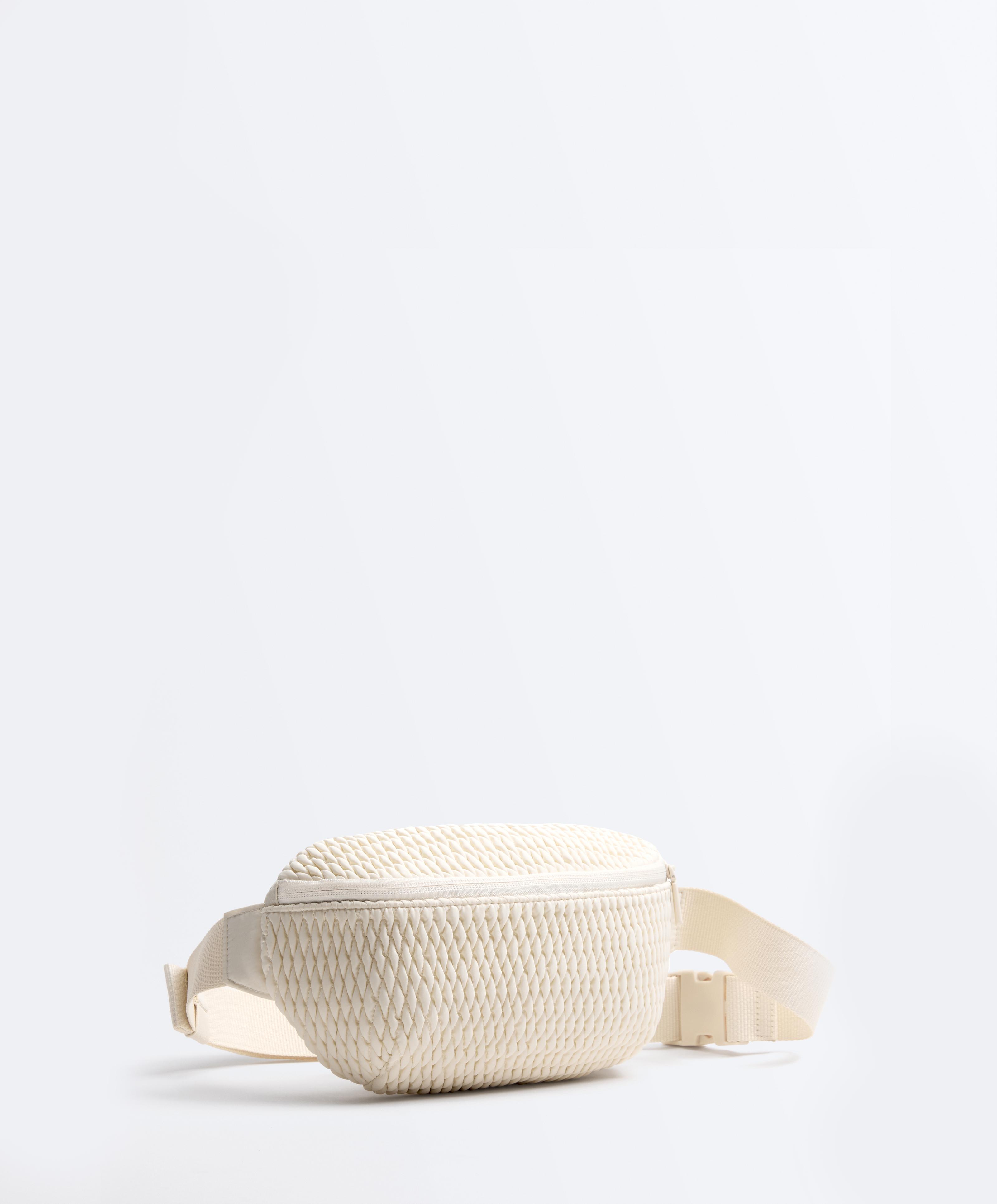 Padded belt bag — CREAM