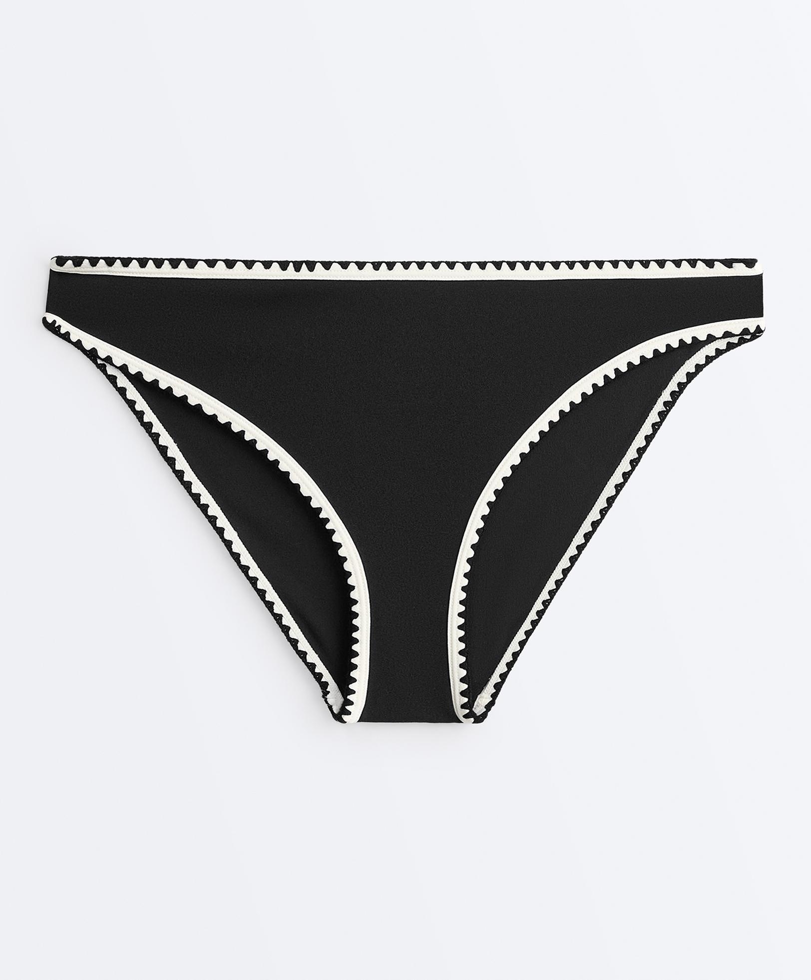 Contrast stitch classic bikini briefs — BLACK