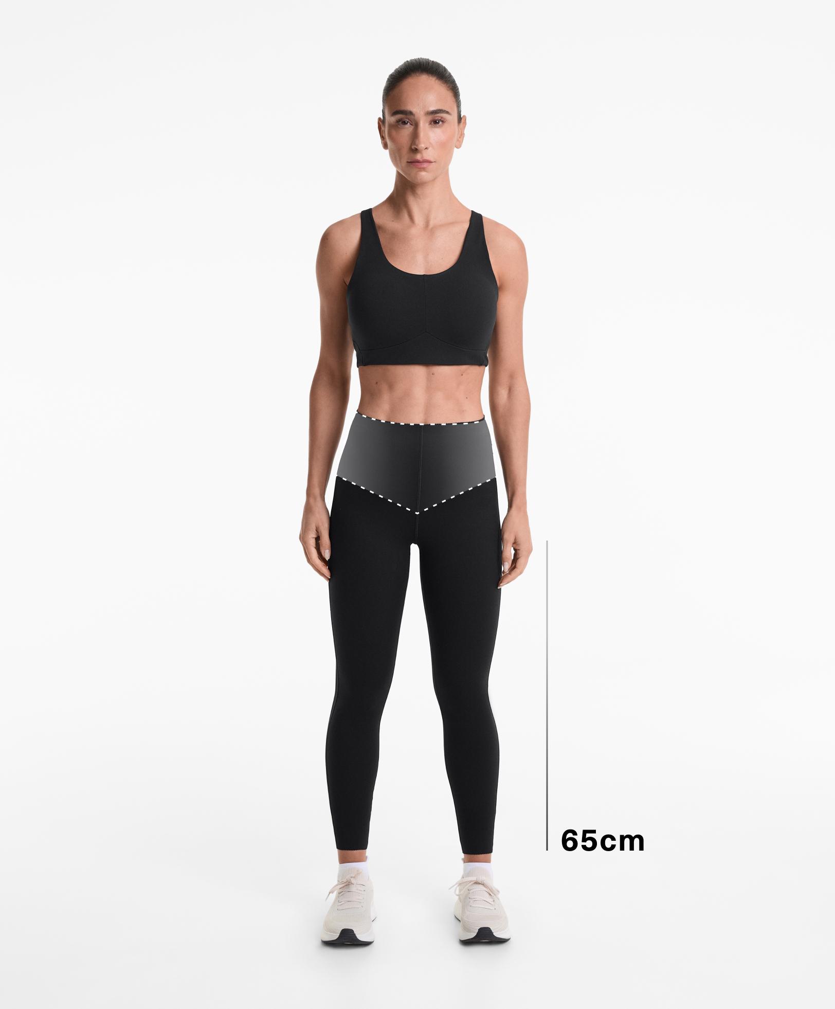 Total look extra-compressive svart