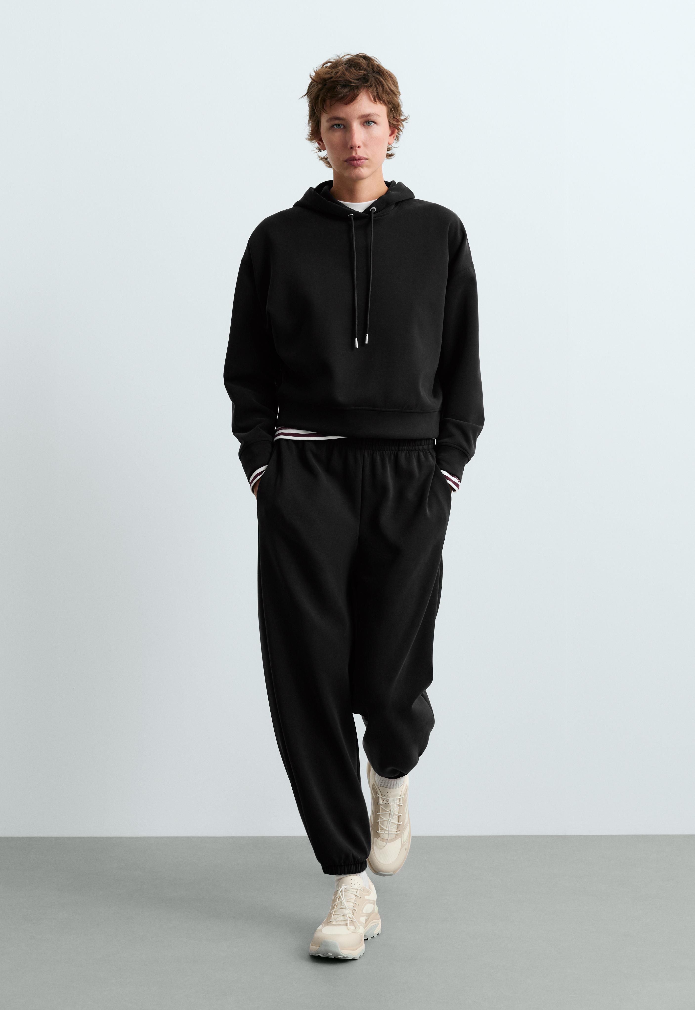 Black Brushed Relaxed Jogger Total look with modal Black Brushed Relaxed Jogger Total look with modal